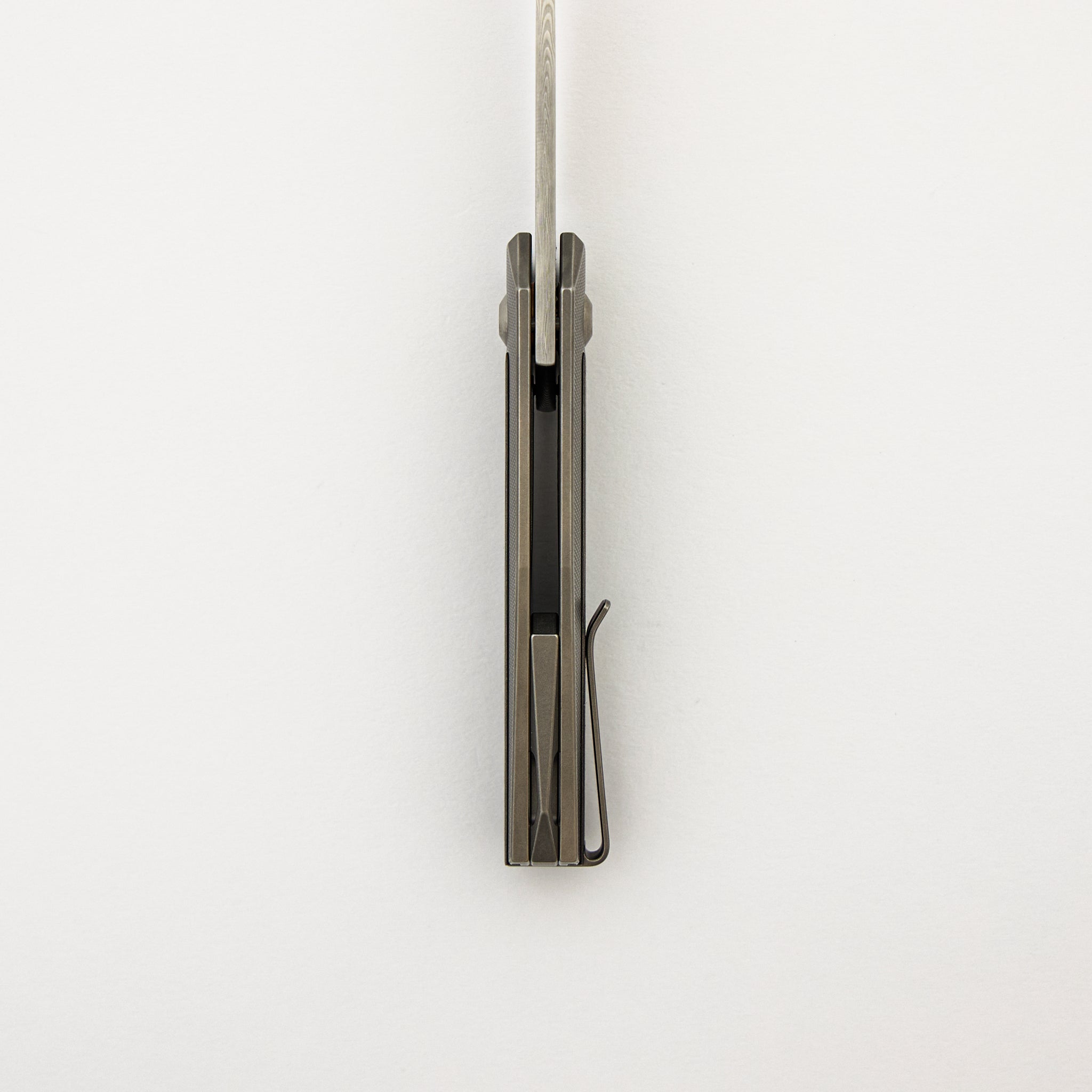 ARN - Grey/Satin - Titanium Handle - Richlite B/B Inlays - Damasteel Blade - #80