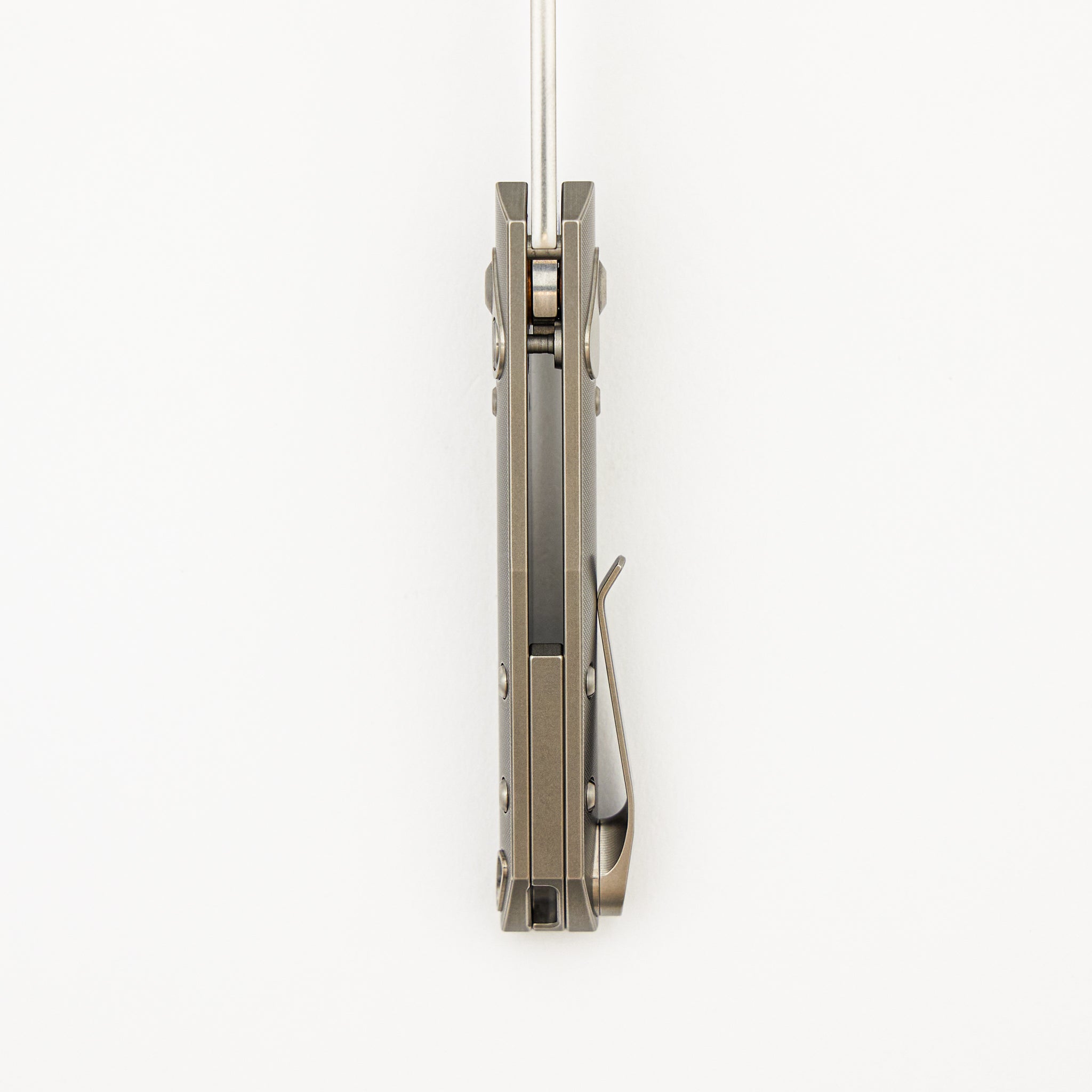 Aros - Grey/Satin Titanium Handle - RWL34 Blade