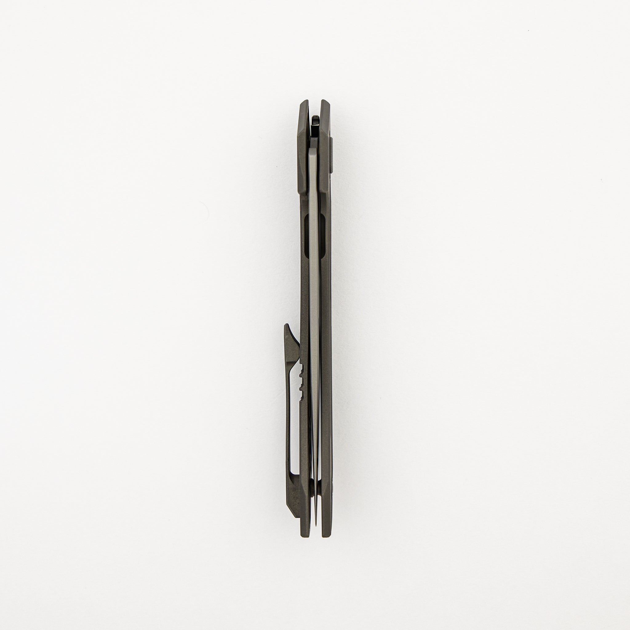 Topaza - LLK490-1 - Dark Bead Blast Titanium Handle - Bead Blast MagnaCut Blade