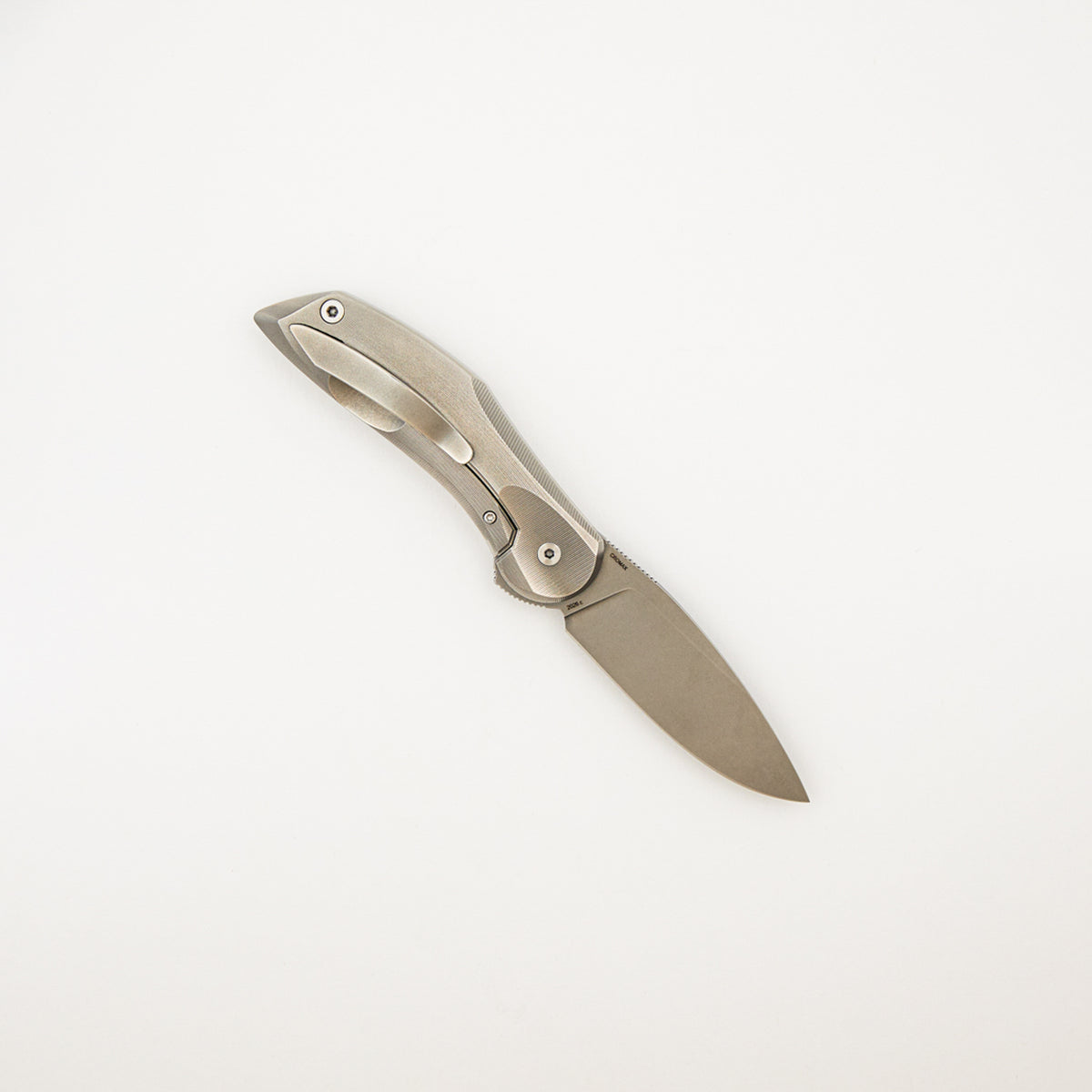Urbis - Cromax Blade - Titanium Handle