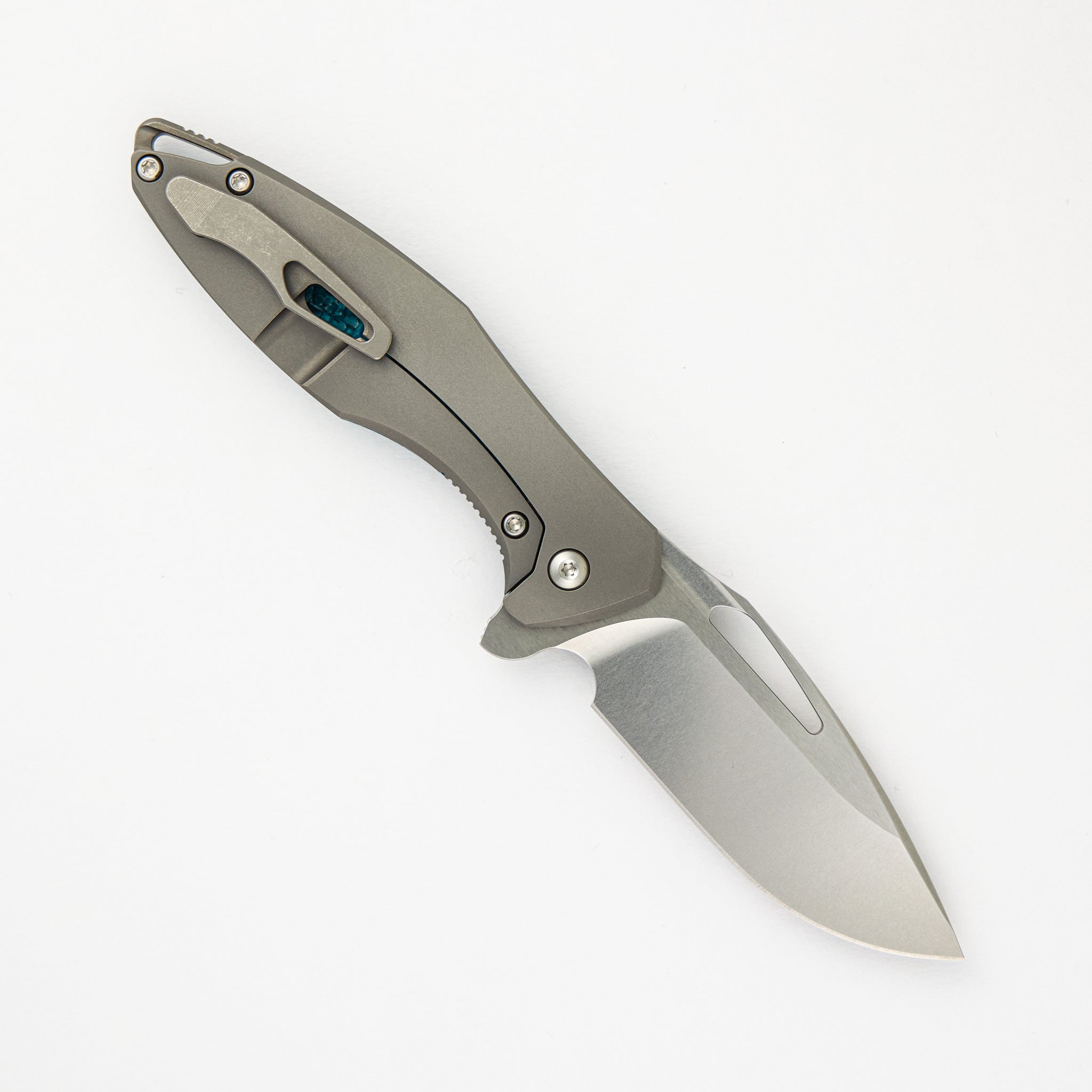 Koenig Mini Arius - Aqua Blue Twill Carbon Fiber Handle - M390