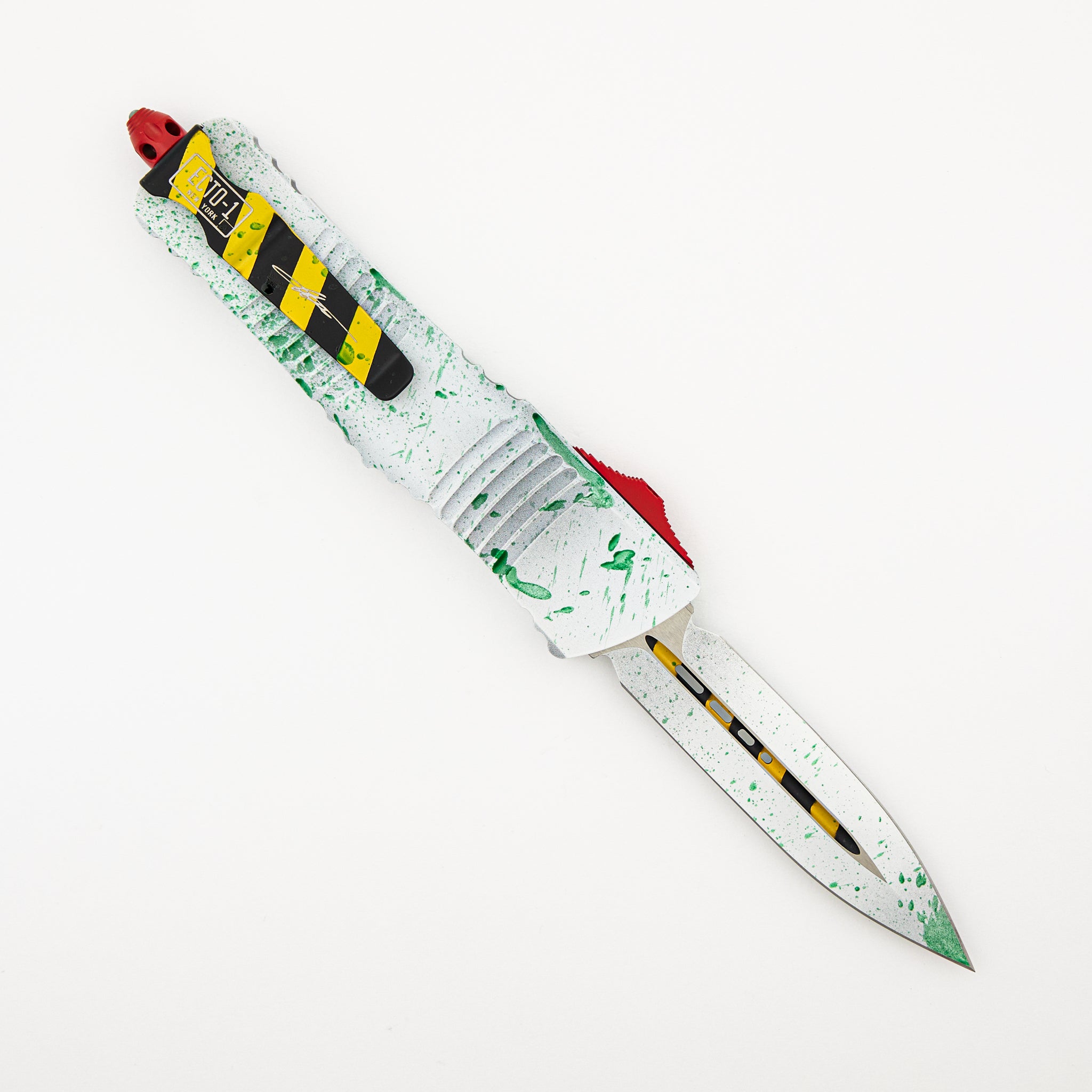 "Signature Series" Combat Troodon D/E Slime White Standard 142-1 GBS