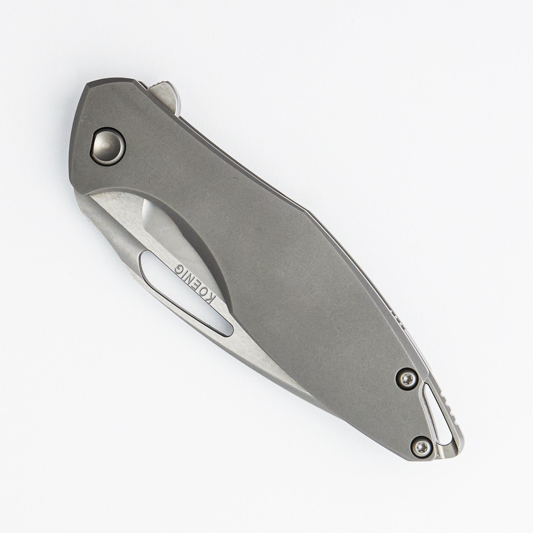 Arius - Smooth Titanium Handle - Silver Hardware - Burnished W/ Polished Flats M390 Blade