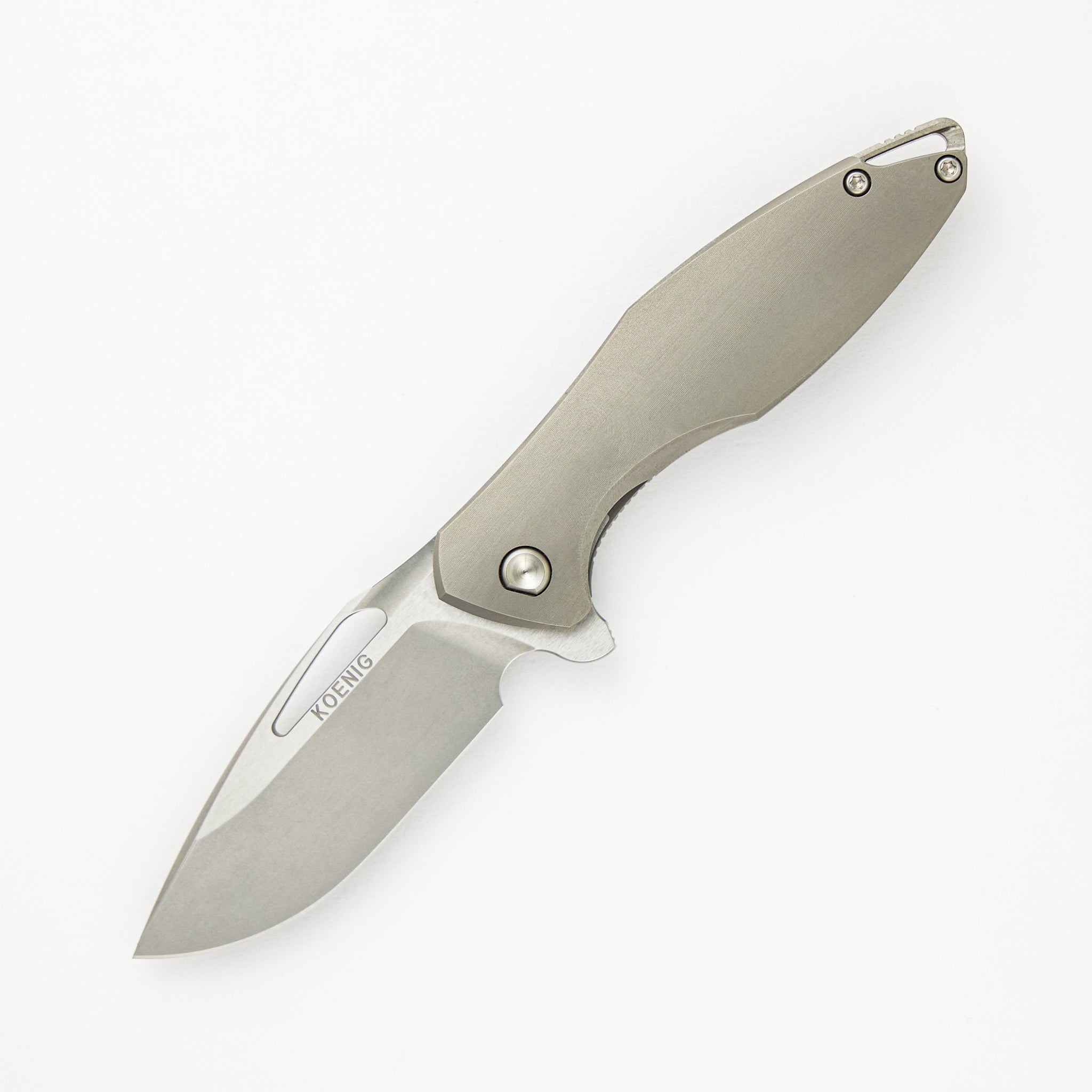 Koenig Mini Arius - Smooth Titanium Handle - M390 Blade