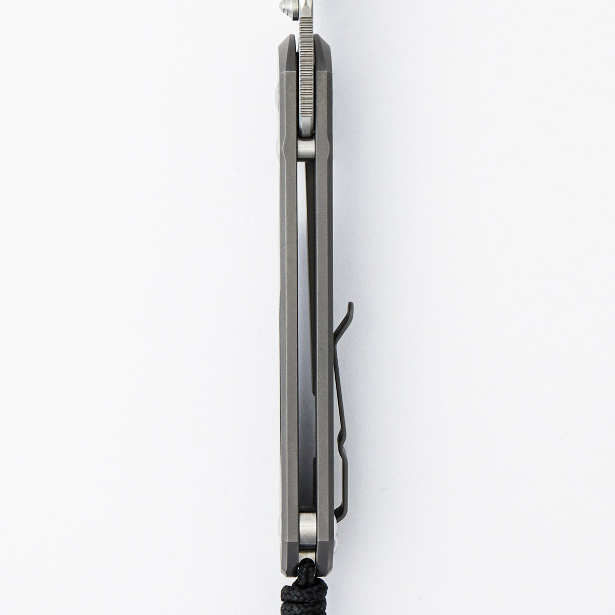 Large Sebenza 31 - Spartan Helmet - Insingo CPM MagnaCut Blade - Silver Single Thumb Lug