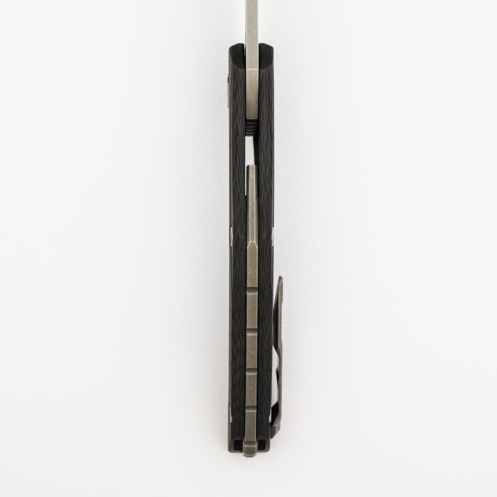 111 – M390 Blade – Carbon Fiber Handle – MRBS