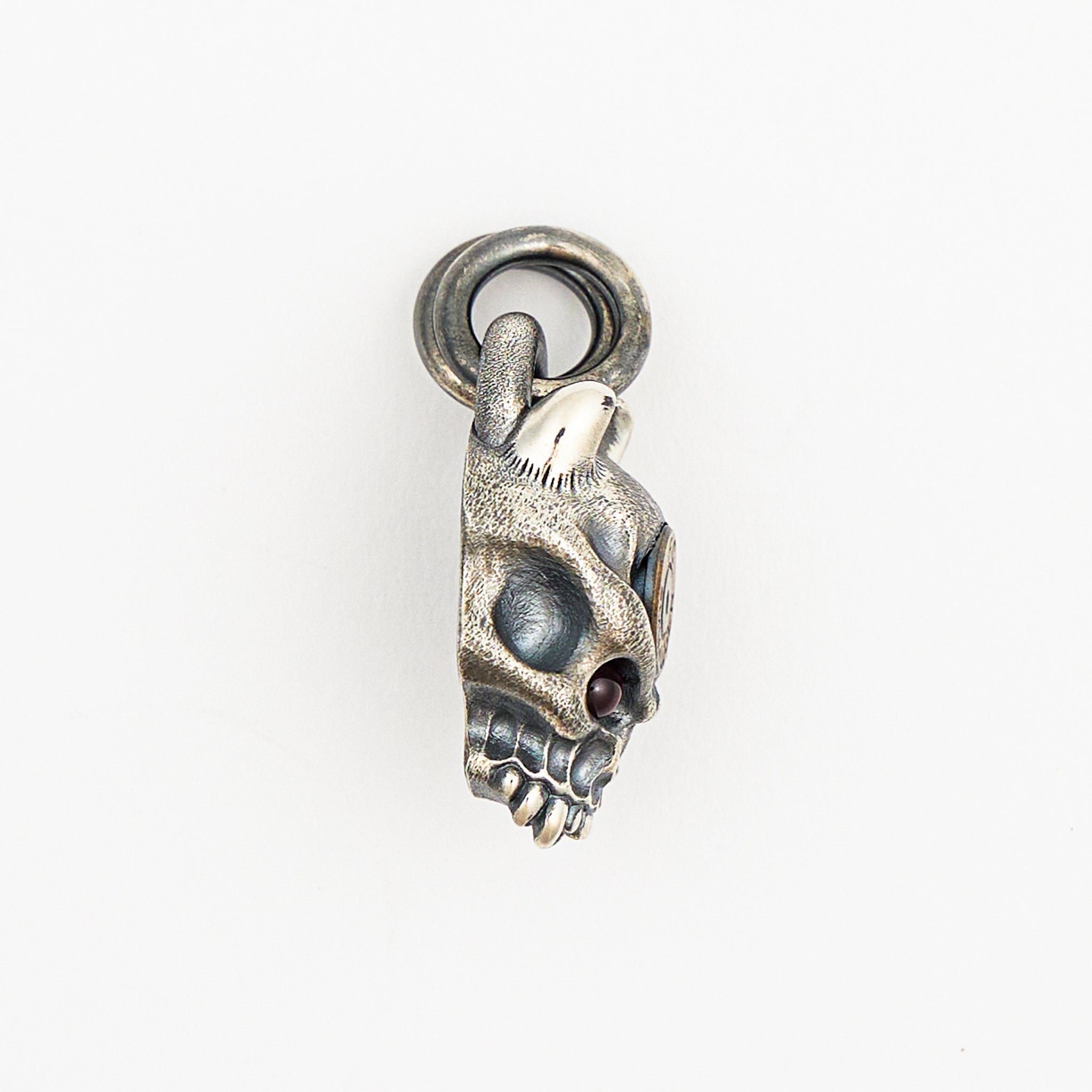 Silver Vigilant Slinger Oni Hard Warrior Pendant W/ Red Eyes