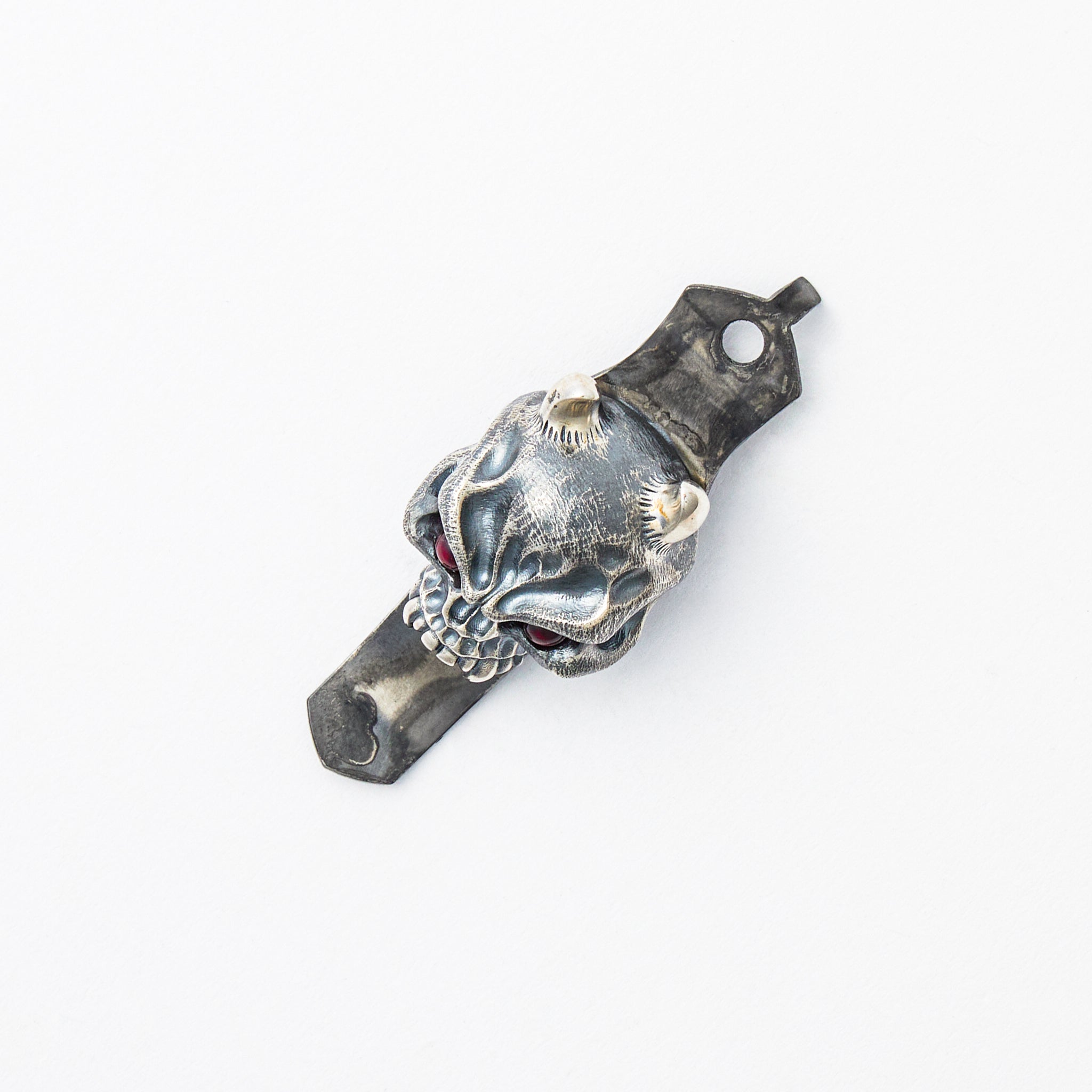 Starlingear Collaboration Silver Vigilant Oni Hard Warrior W/ Red Eyes Strider Clip