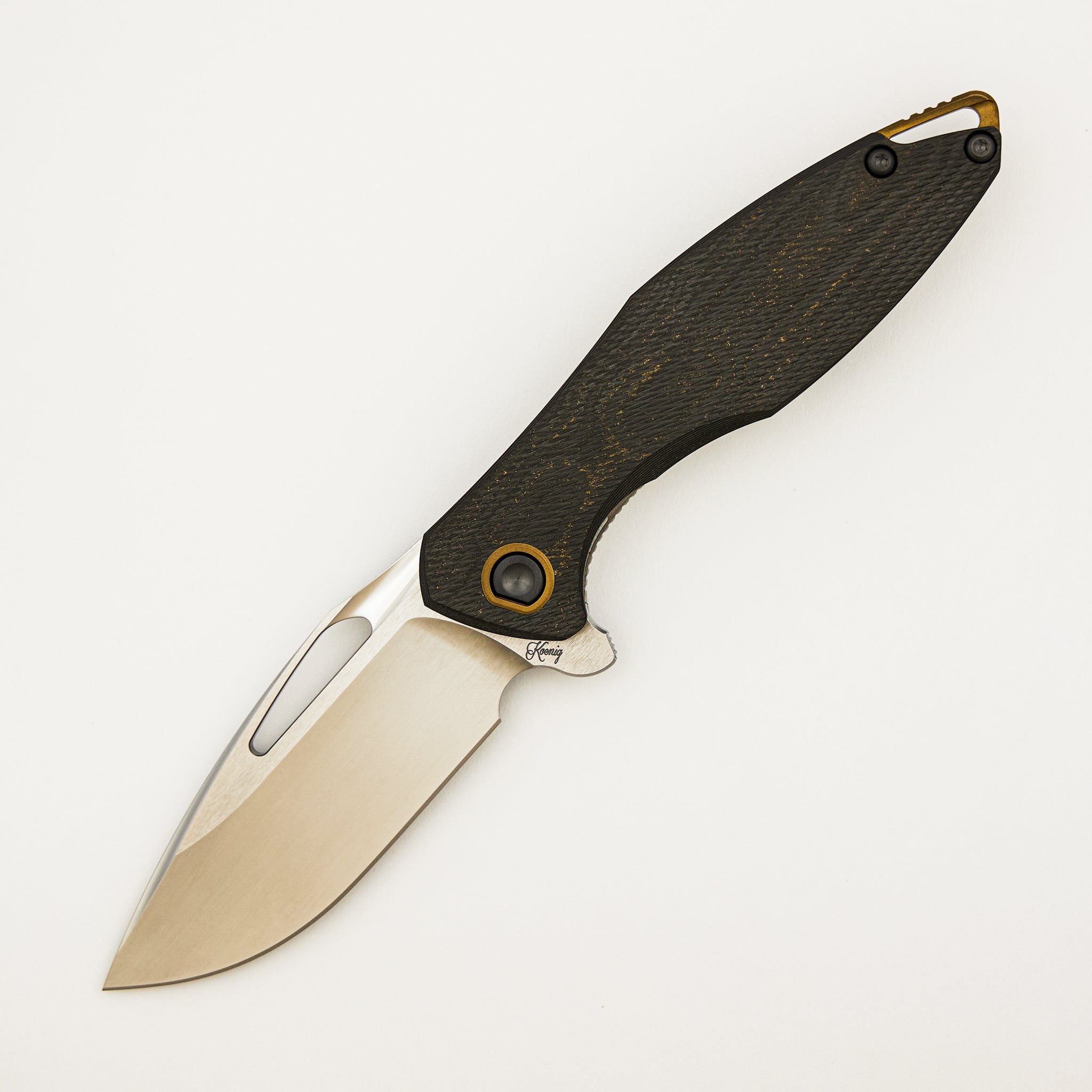 Custom Arius