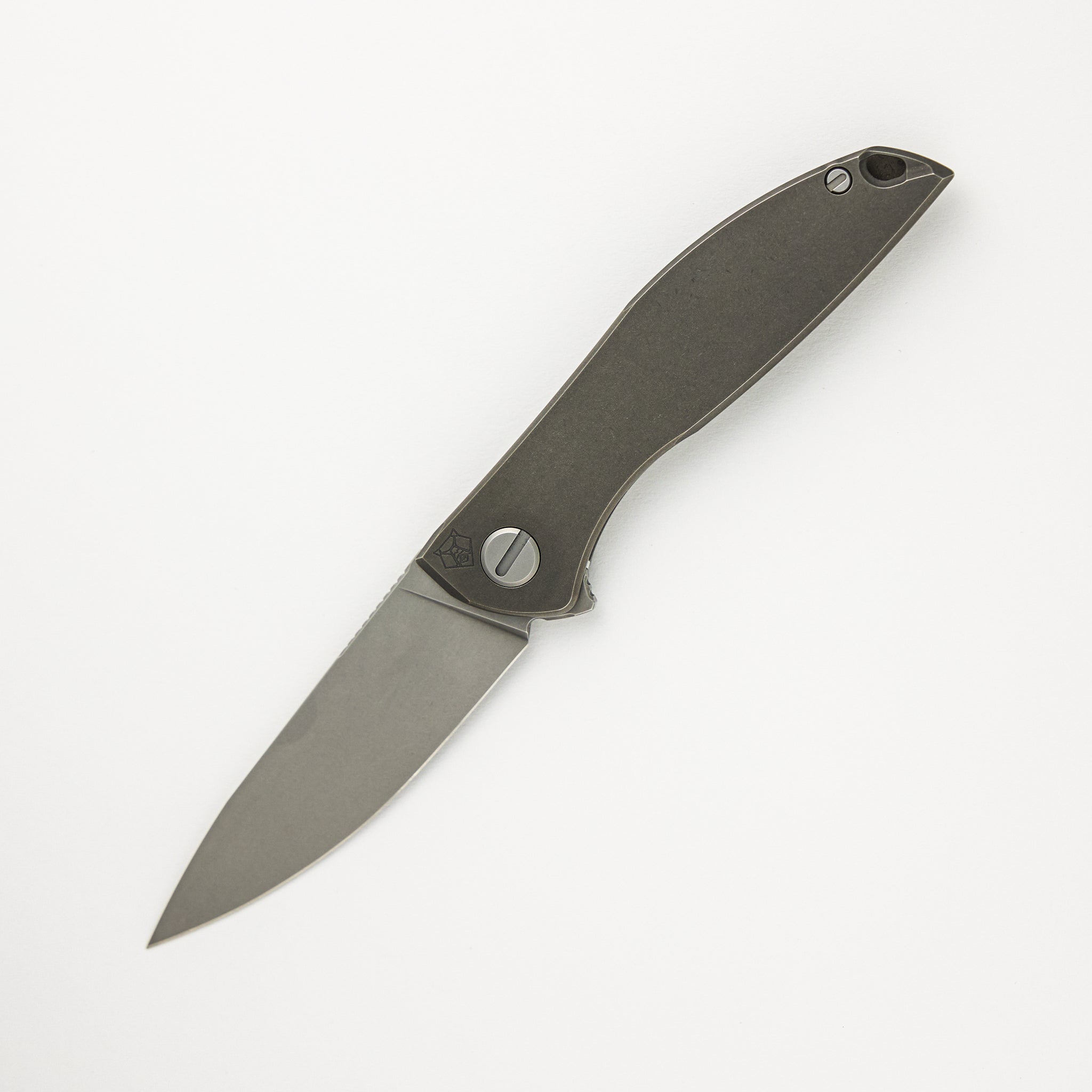 Shirogorov NeOn Lite – Cromax PM Blade – Titanium Handle – MRBS