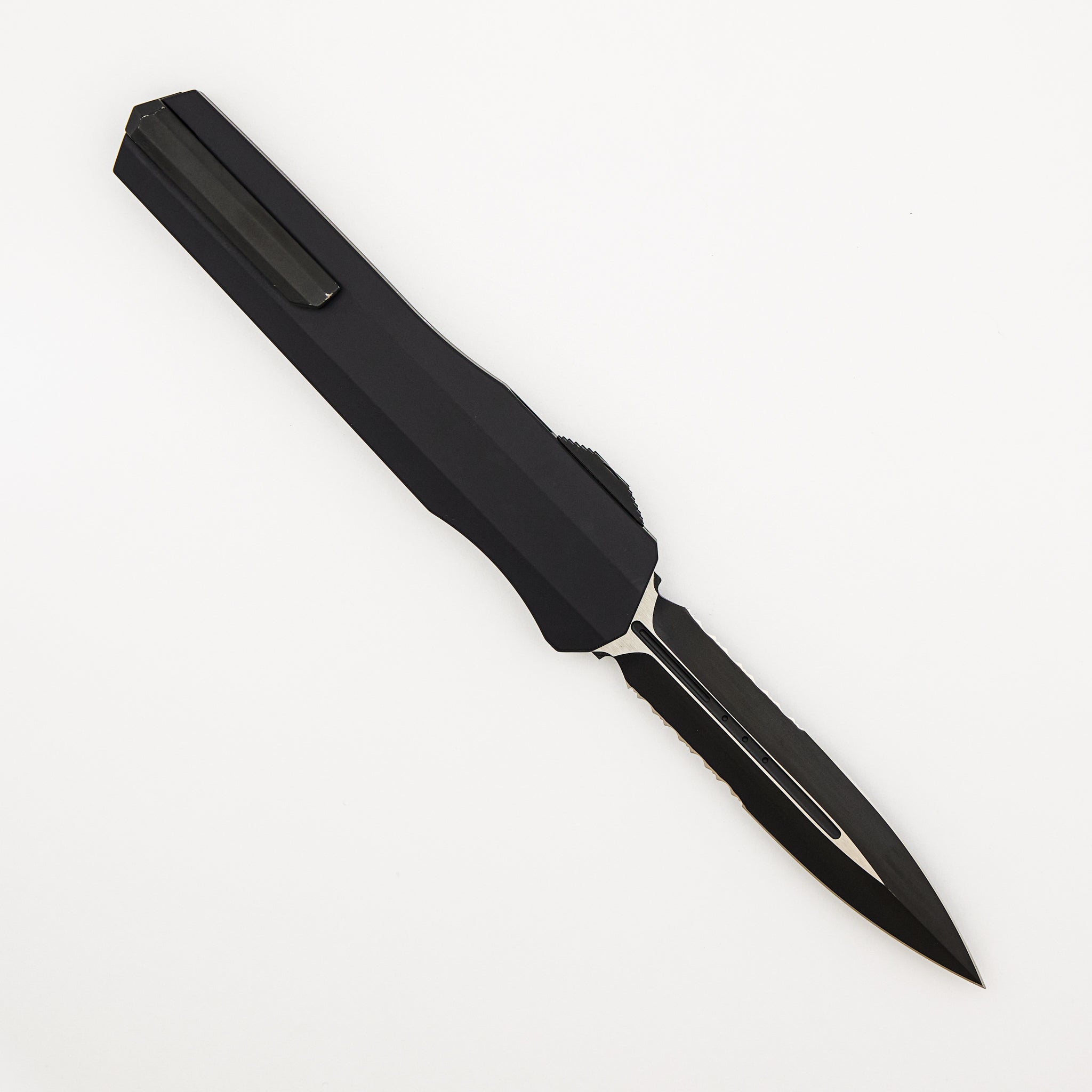 Cypher - D/E Partial Serrated M390 Tactical Standard 242S-2T
