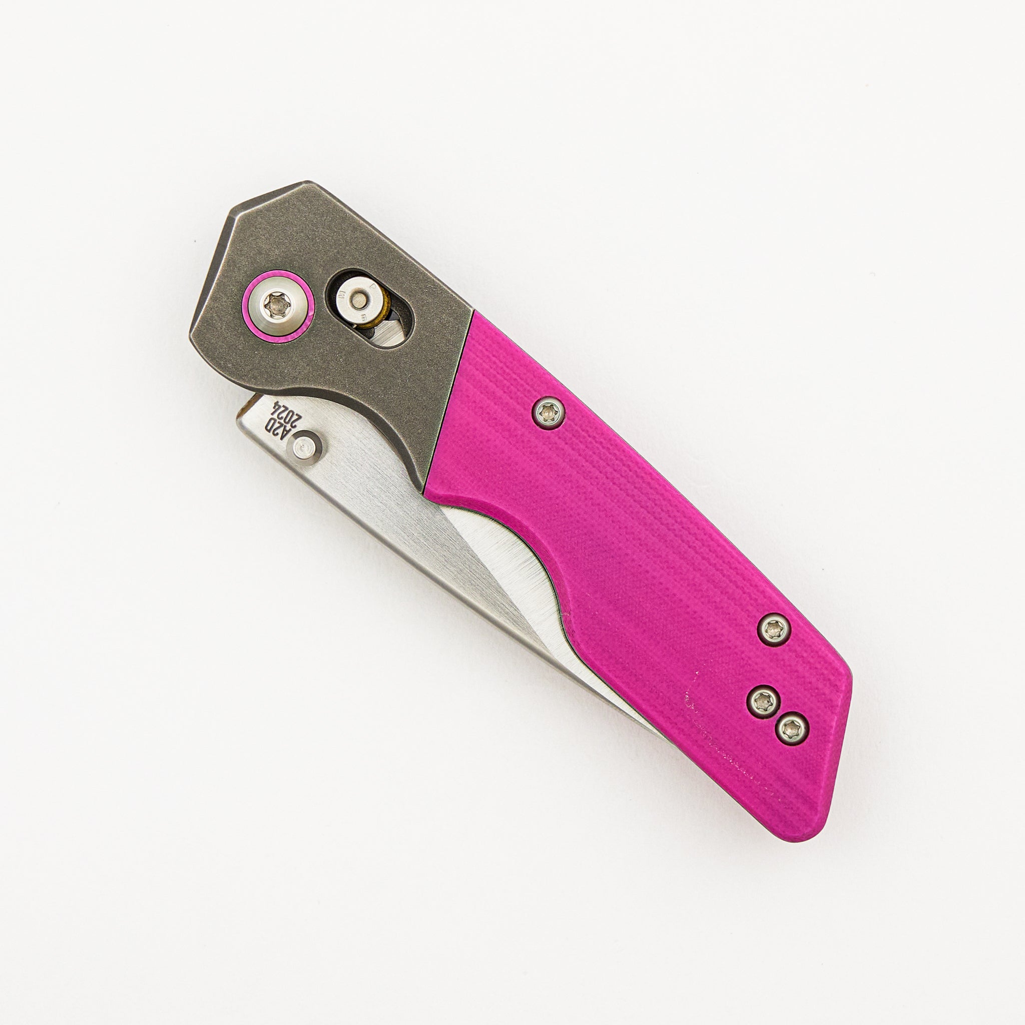 MK 3 - Medium - Barlock - MagnaCut Blade - Pink G10/Titanium Handle