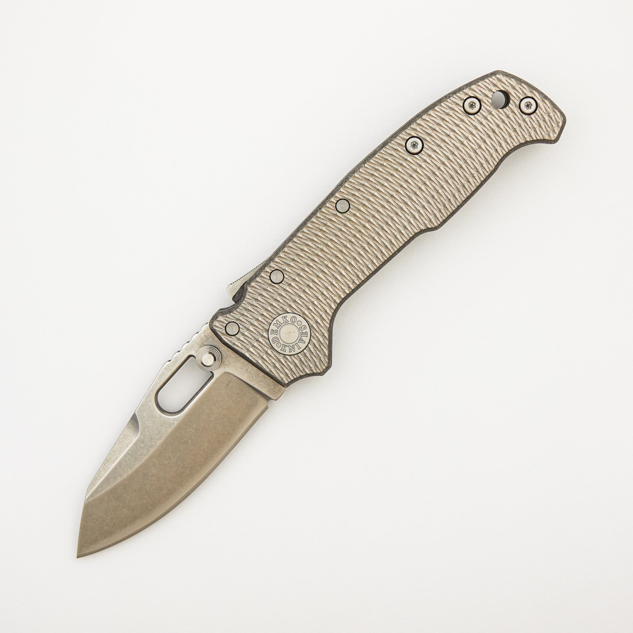 MGAD20 Compact - MagnaCut - Textured Titanium