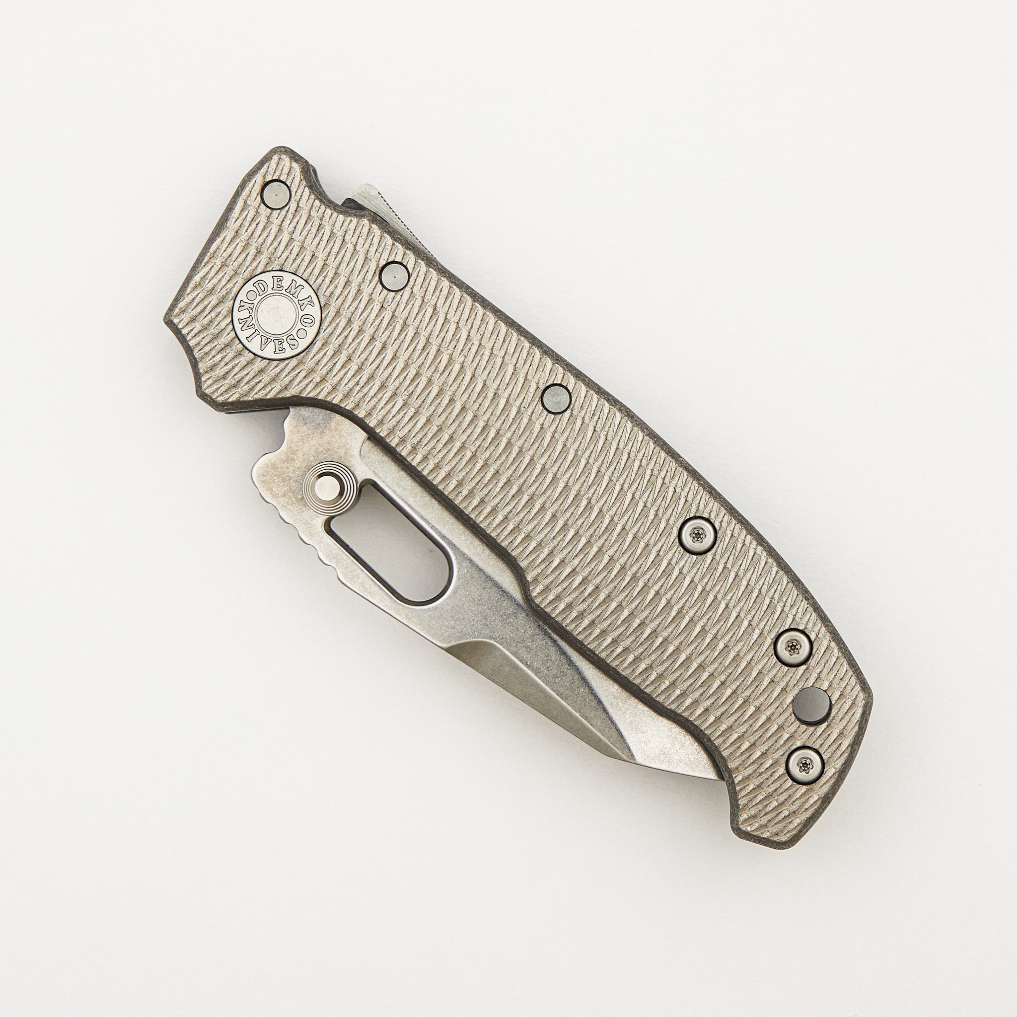 MGAD20 Compact - MagnaCut - Textured Titanium