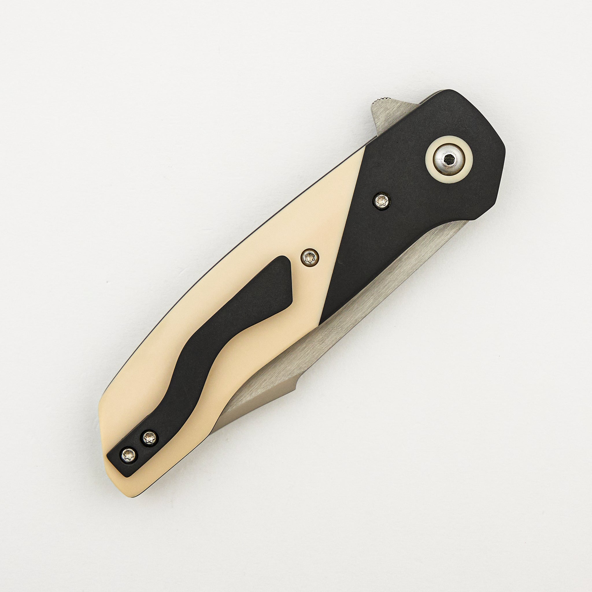 ESG Tuxedo Flipper