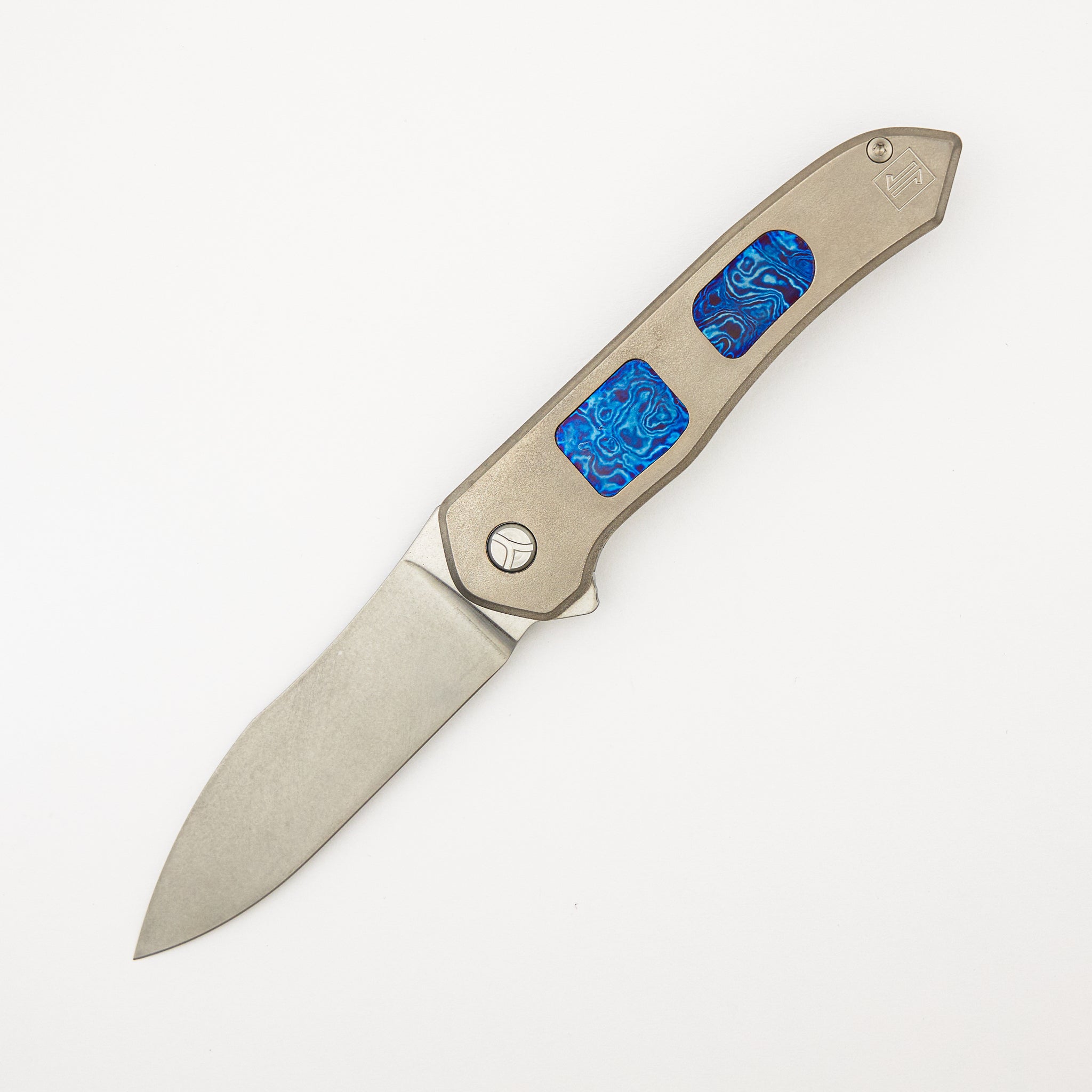 Brown Knives Servo #005