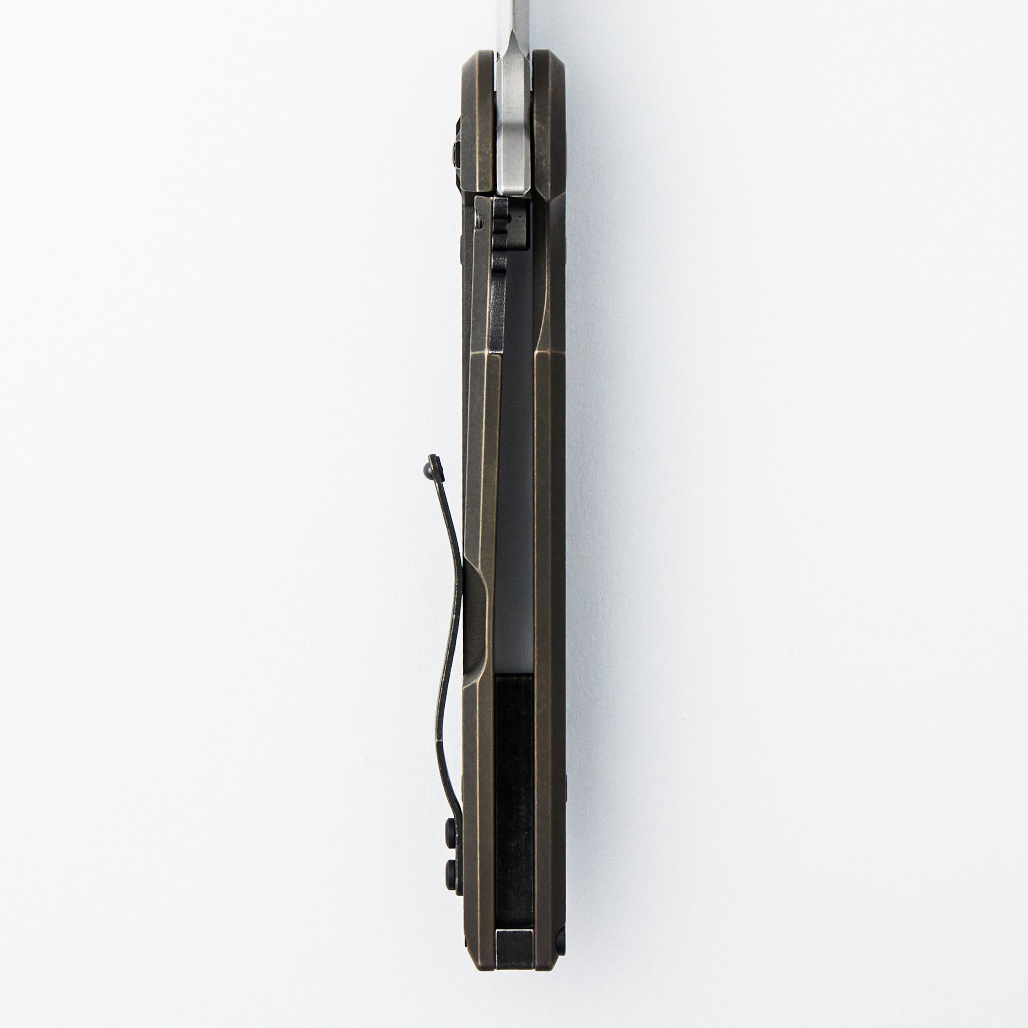Kwaiback - Titanium/Carbon Fiber Handle - M390 Blade (Jake Hoback Design)