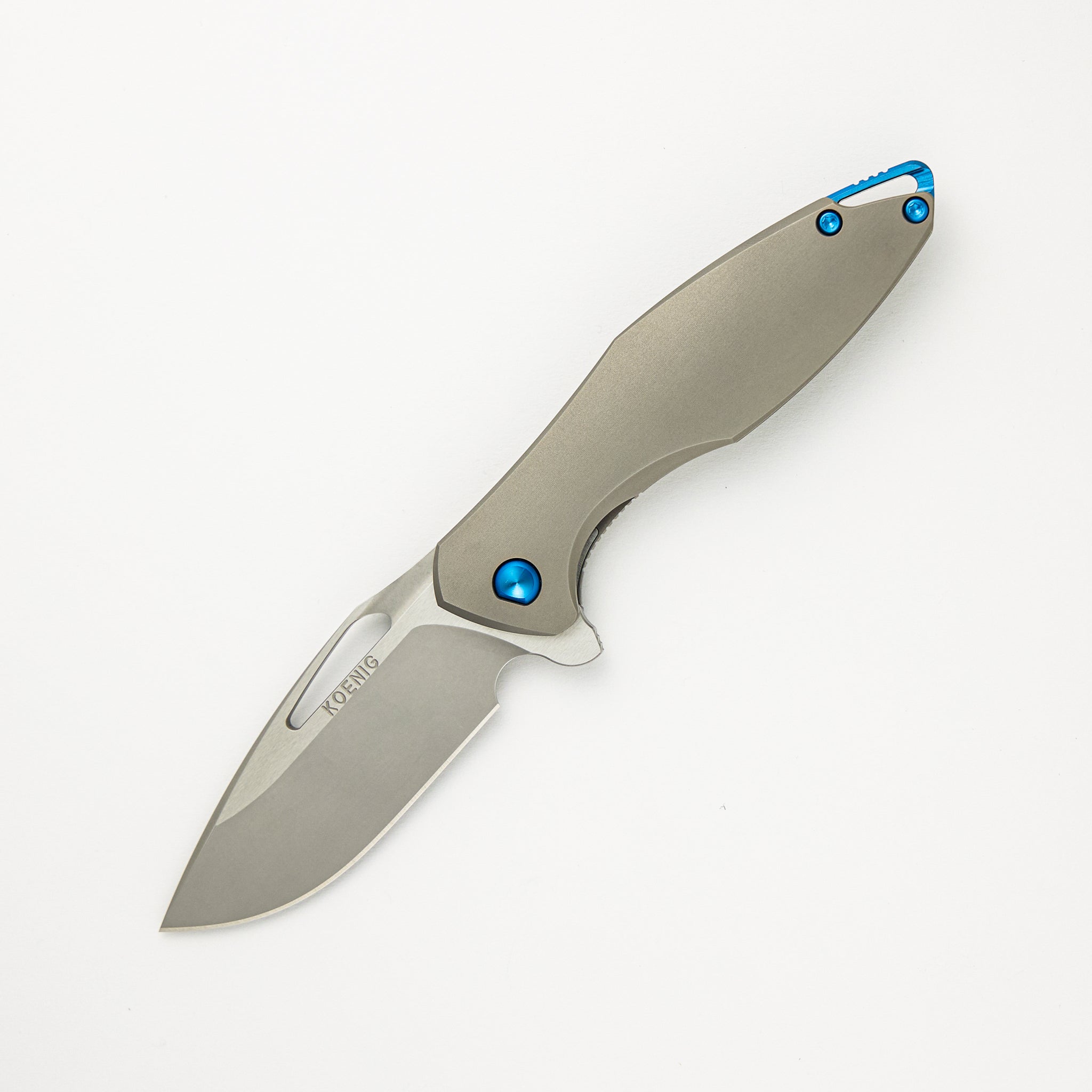 Mini Arius - Smooth Titanium Handle - Blue Hardware -  Burnished W/ Polished Flats M390 Blade