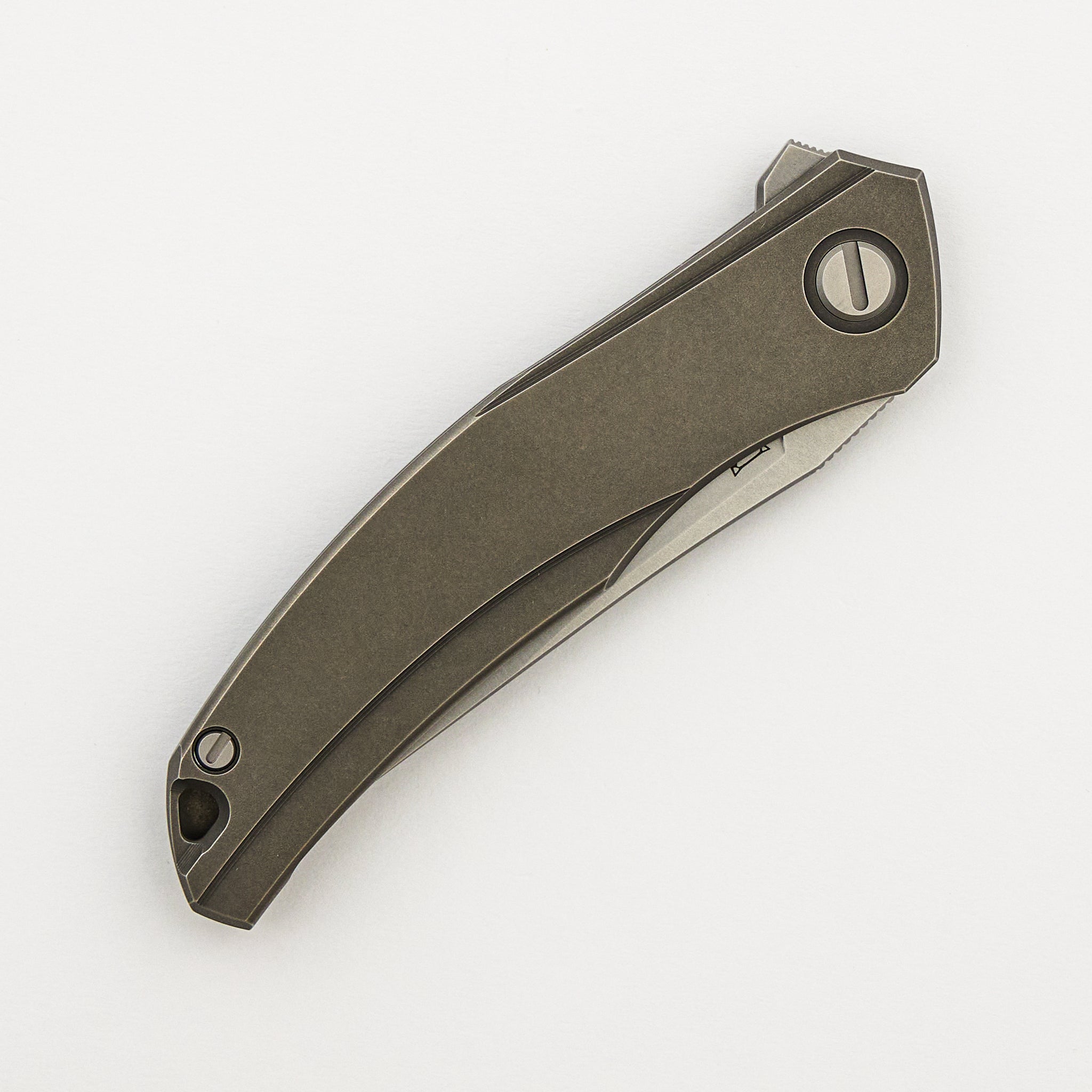 Ursus Quantum Lefty – Titanium Handle – Cromax PM Blade – MRBS