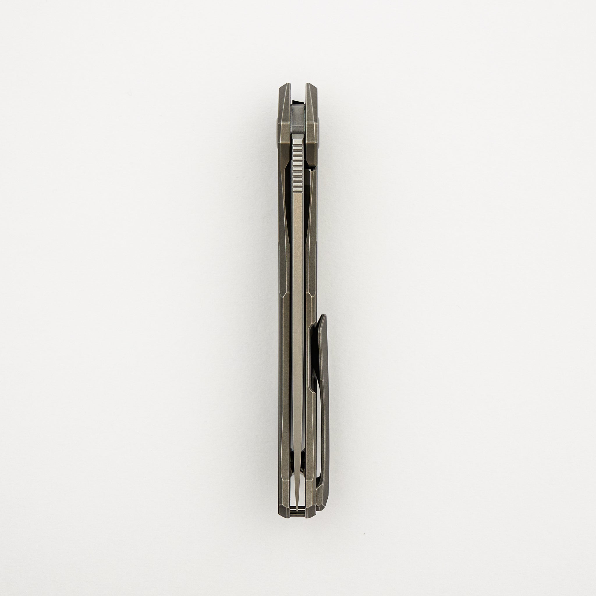 Ursus Quantum Lefty – Titanium Handle – Cromax PM Blade – MRBS