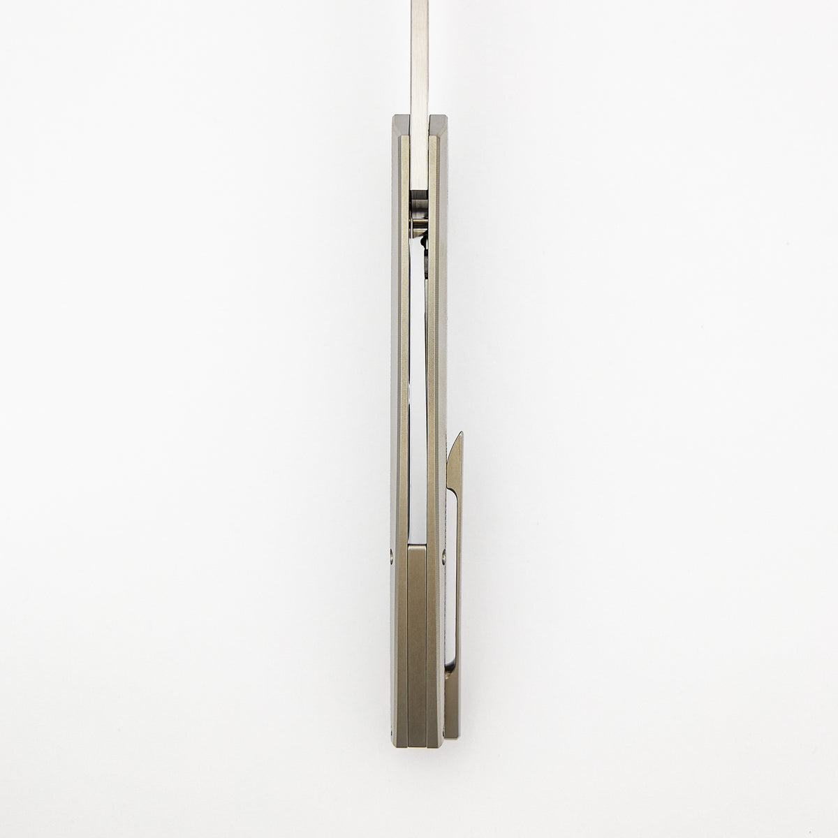 Veli - Titanium Handle W/ Mithril - RWL-34 Blade