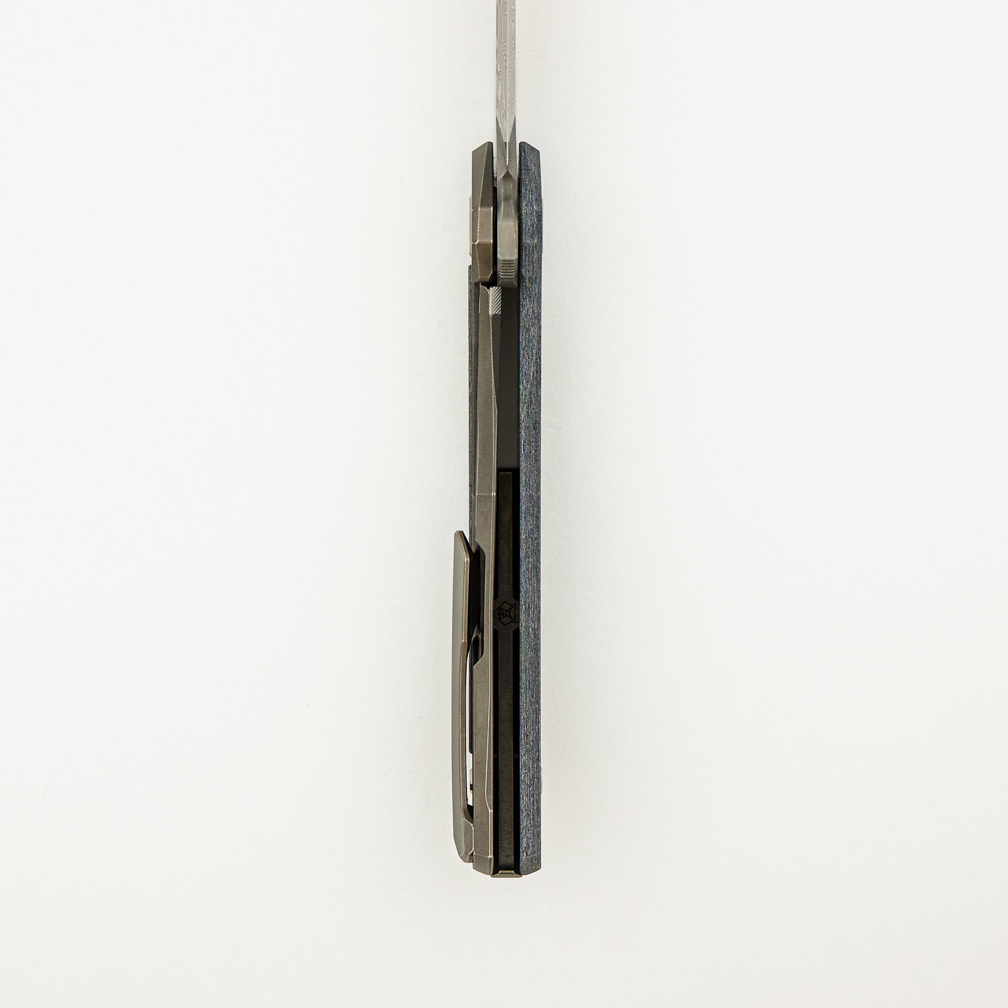 Quantium WKM - Titanium/White CarboTi Handle - ZDI-E Blade - MRBS