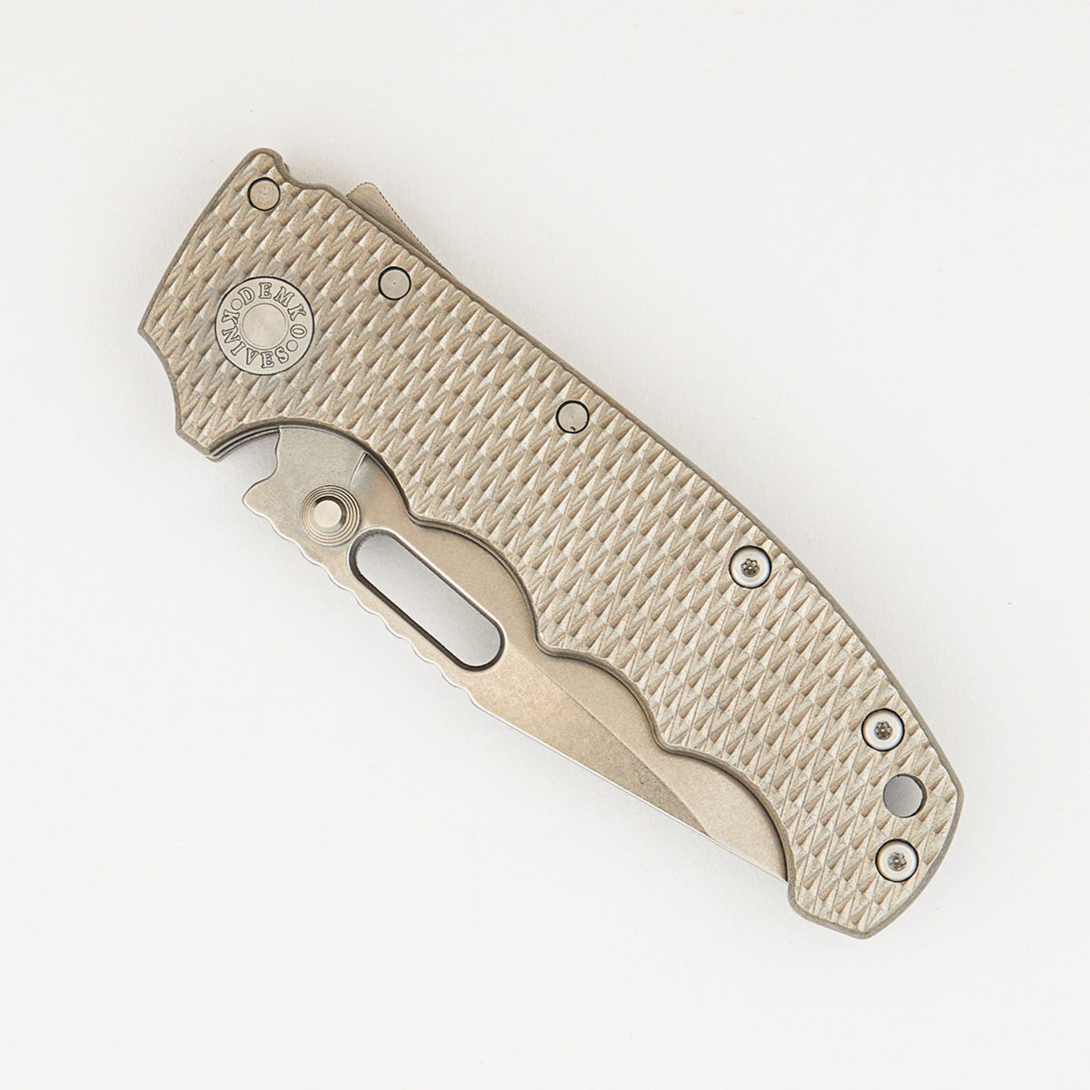 MGAD20 - Clip Point MagnaCut Blade - Textured Titanium Handle
