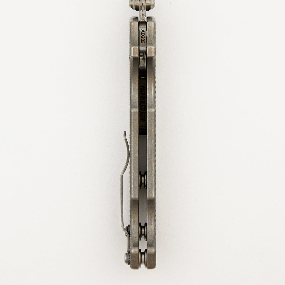 AD20I Slim - Nitro-X7 Clip Point Blade - Textured Titanium K1 Handle
