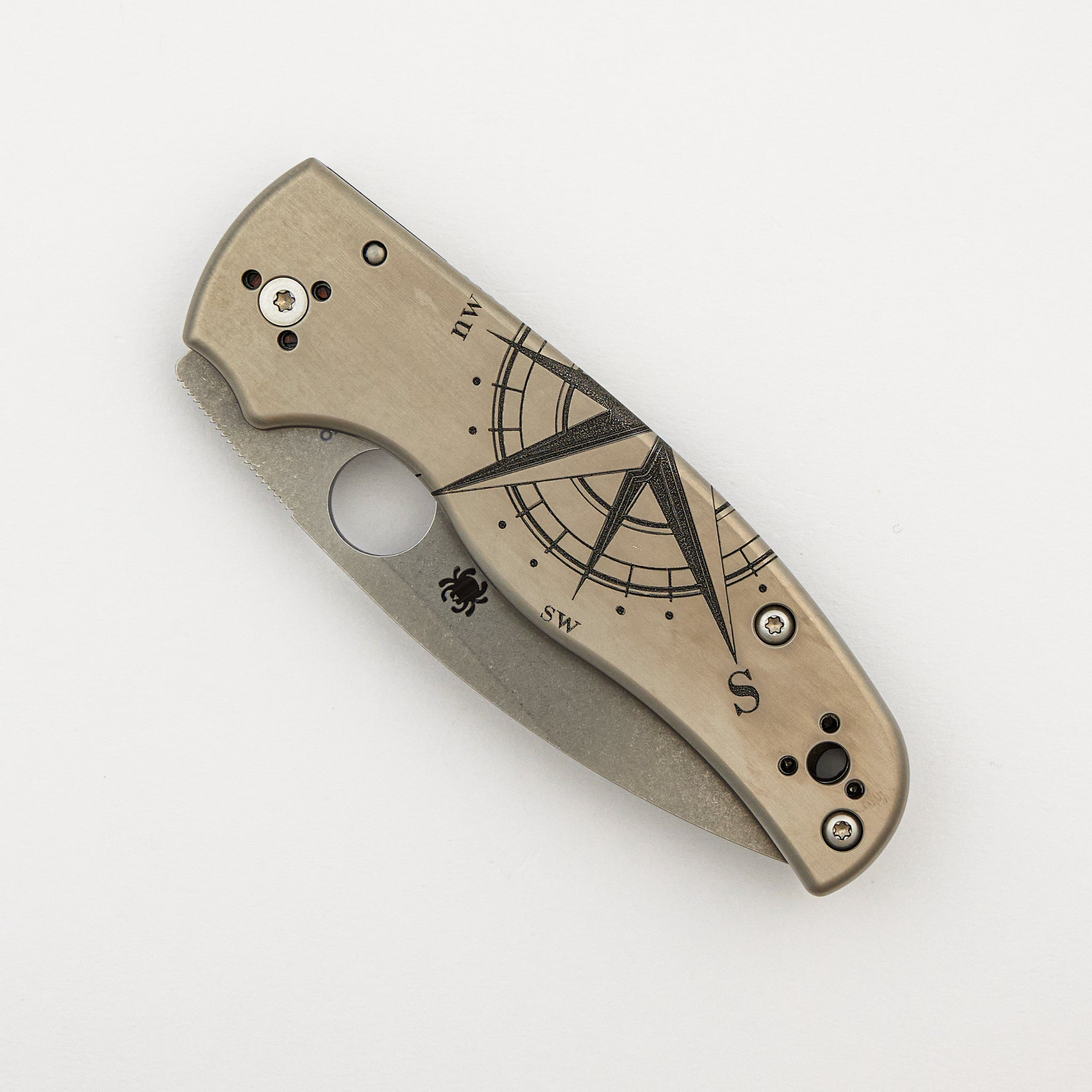 Shaman C229GP W/ Extra Black G10 Scales