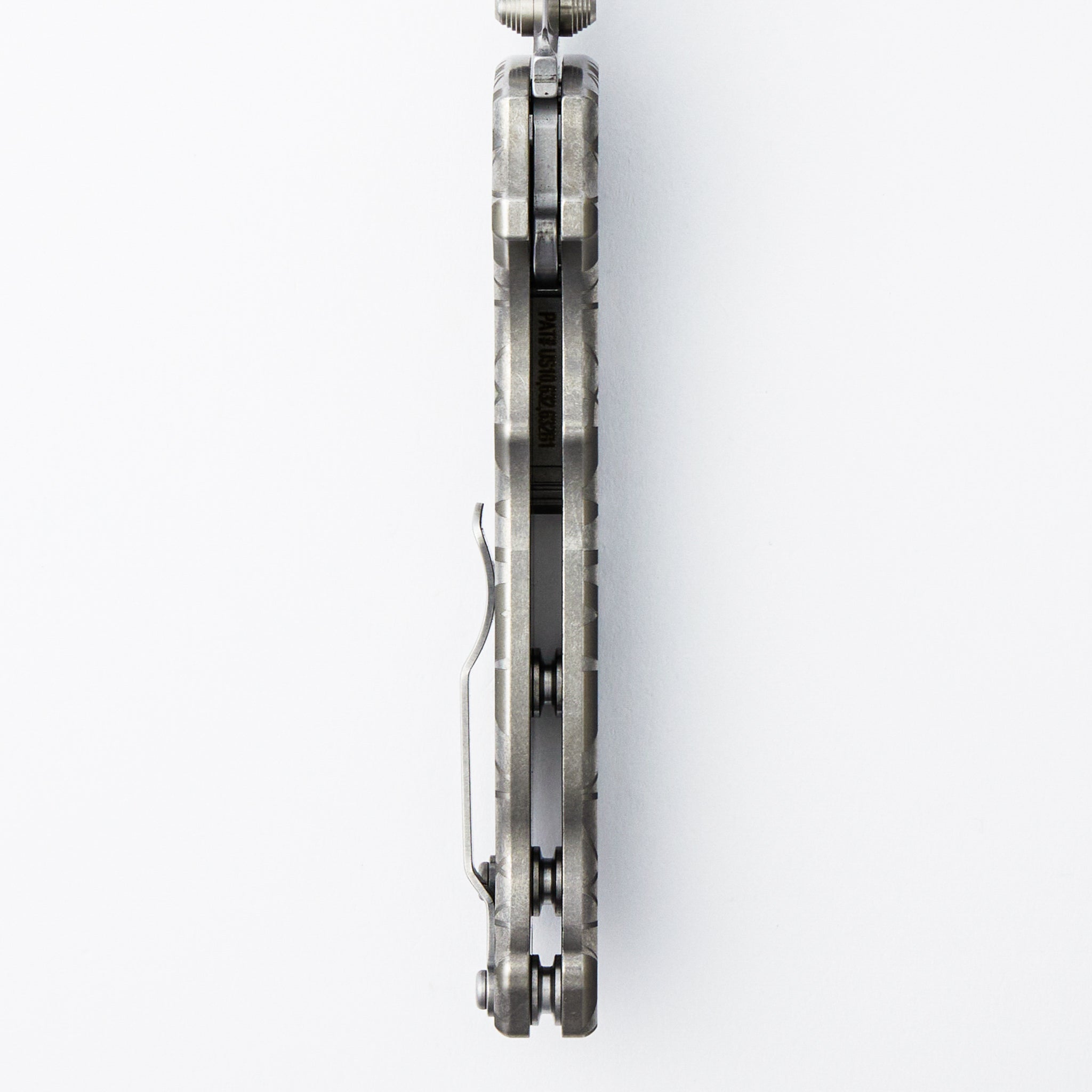 Kitanica AD20 Slim - MagnaCut Clip Point Blade - Titanium Handle