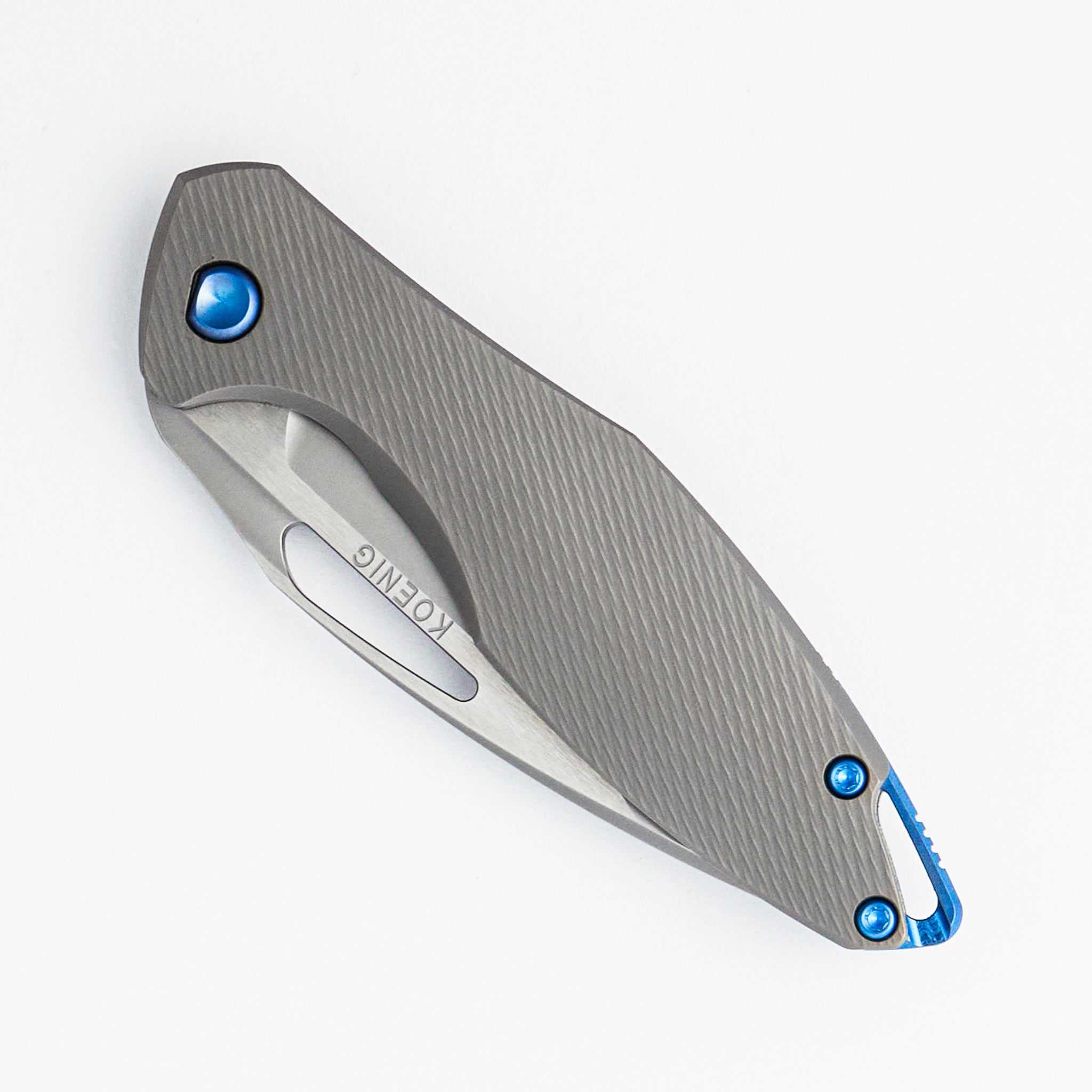 Mini Arius - Corda Titanium Handle - Blue Hardware -  Burnished W/ Polished Flats M390 Blade