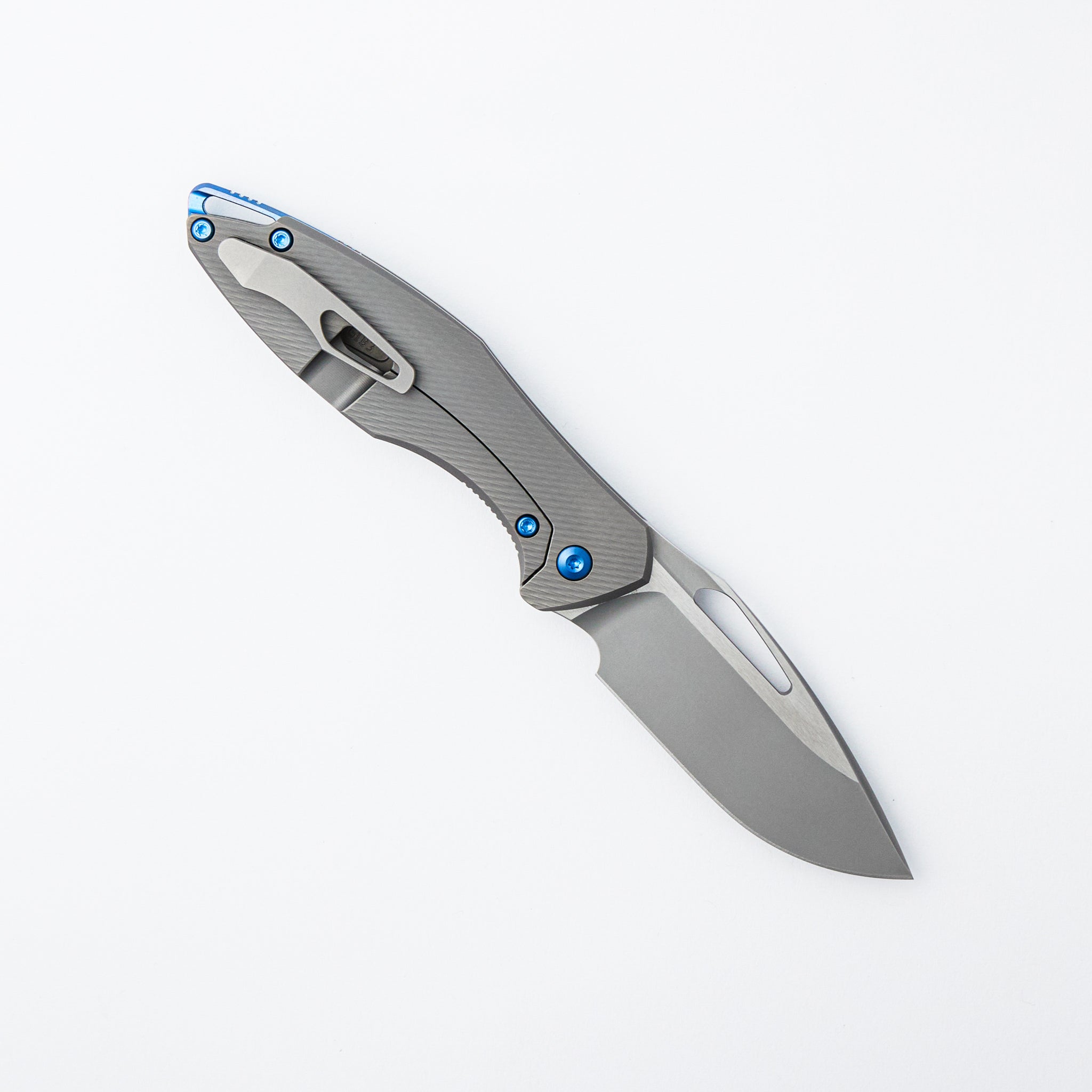 Mini Arius - Corda Titanium Handle - Blue Hardware -  Burnished W/ Polished Flats M390 Blade