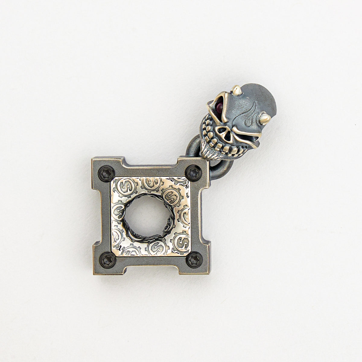 Starlingear Collaboration Killbox Pendant - Silver Vigilant Slickster Bail