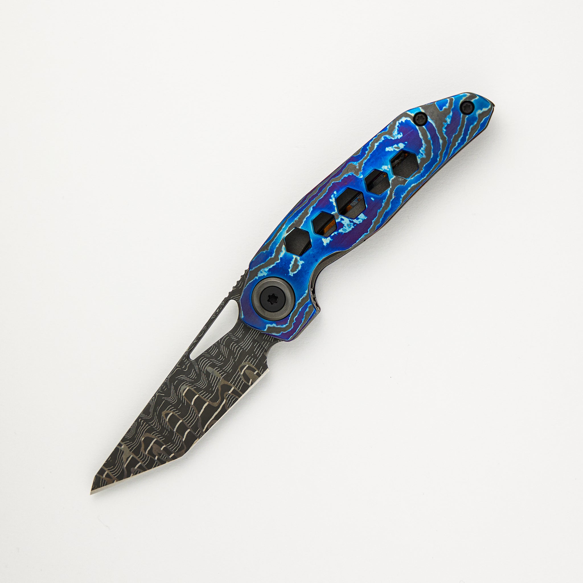 Carver Knives Collaboration Derelict