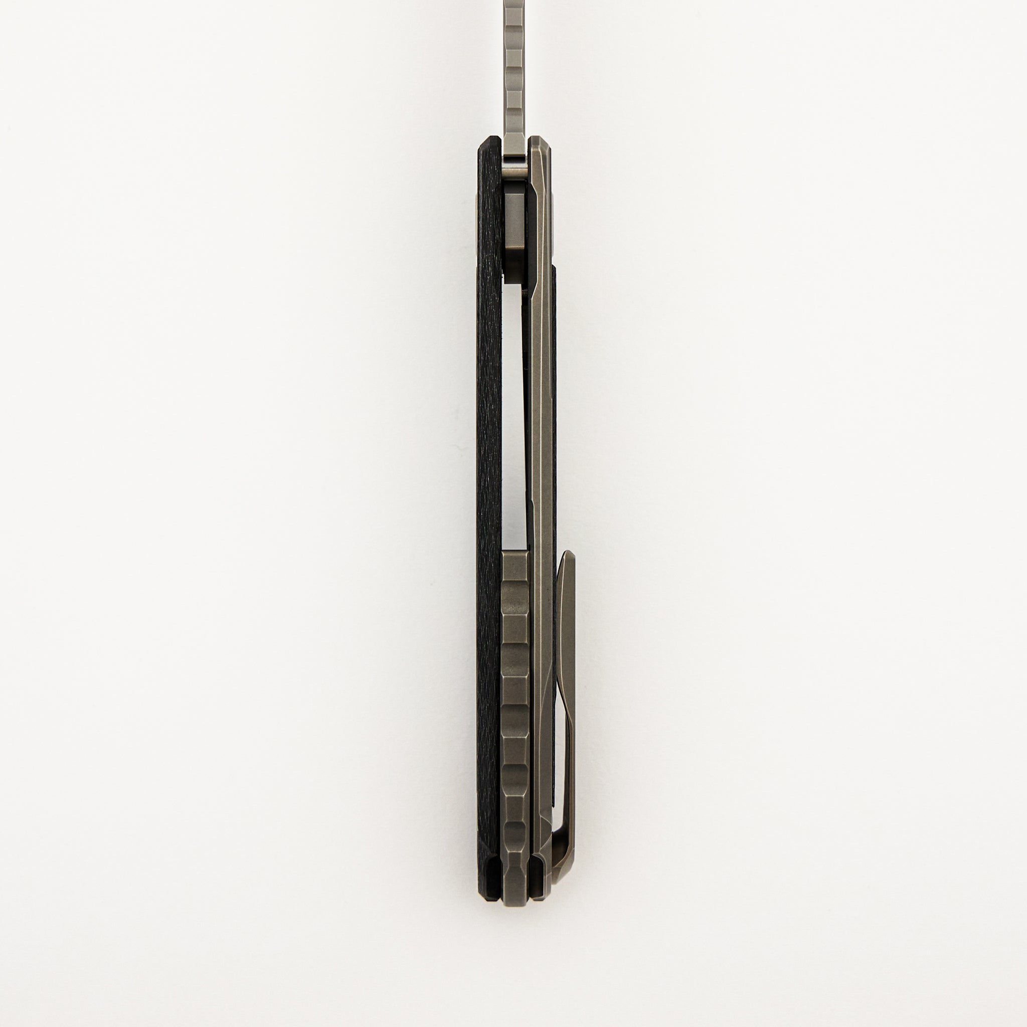 Chris Reeve Knives Collaboration Hati CGG - MagnaCut Blade - Titanium/Black Alutex Handle - MRBS