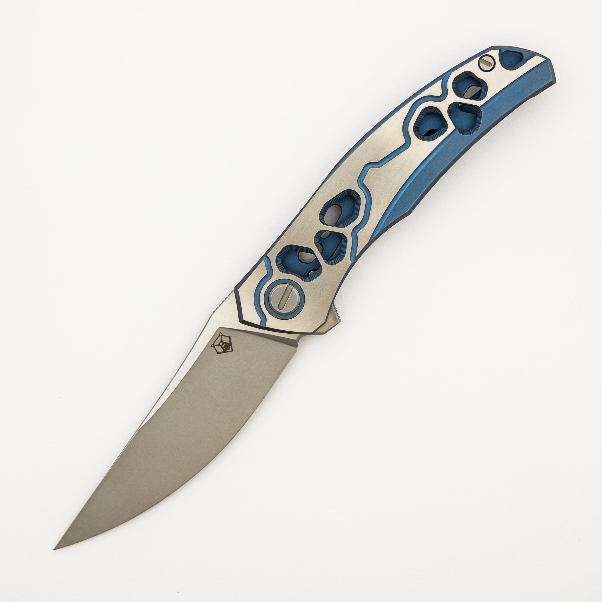 Alexey Konygin Finish Quantum “Cybonic Plague” – Cromax PM Blade - Satin/Blue – MRBS