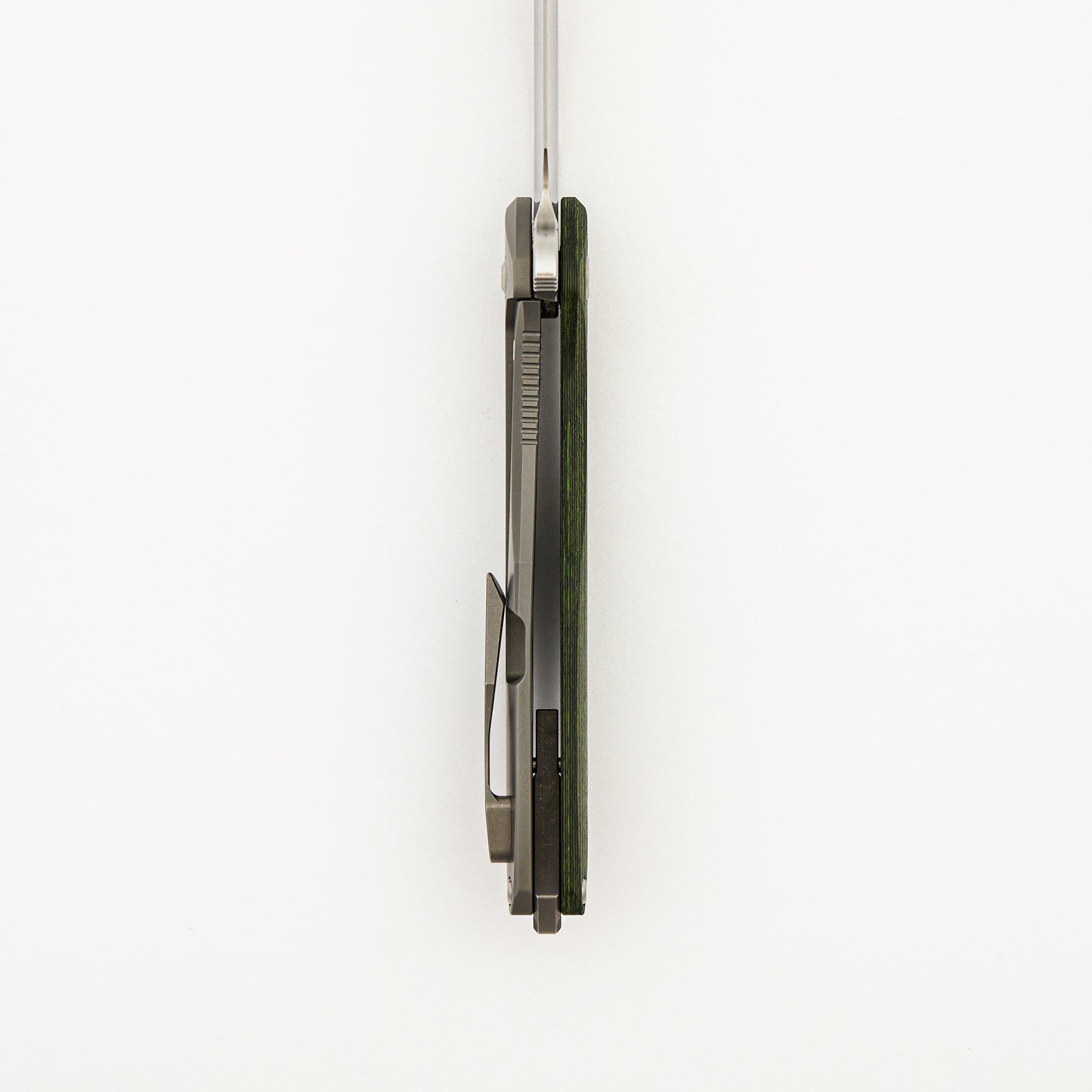 Mini Arius - Brightwashed W/ Polished Flats M390 Blade - Green Camo Carbon Handle