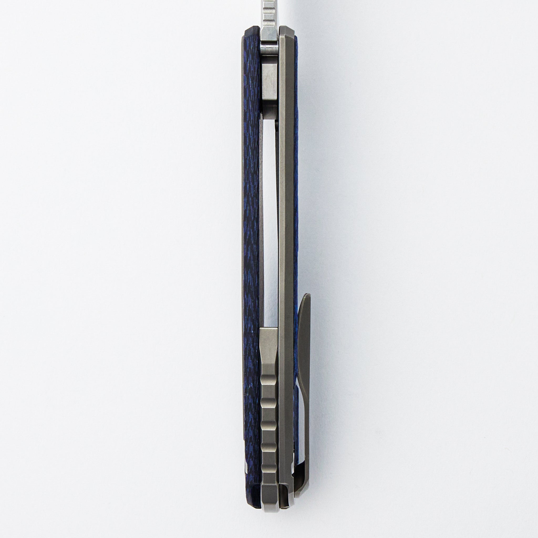 UniHati F95 Unique Graphic Custom Division - Titanium/Dark Blue Alutex Handle - Vanax 37 Blade - RBS