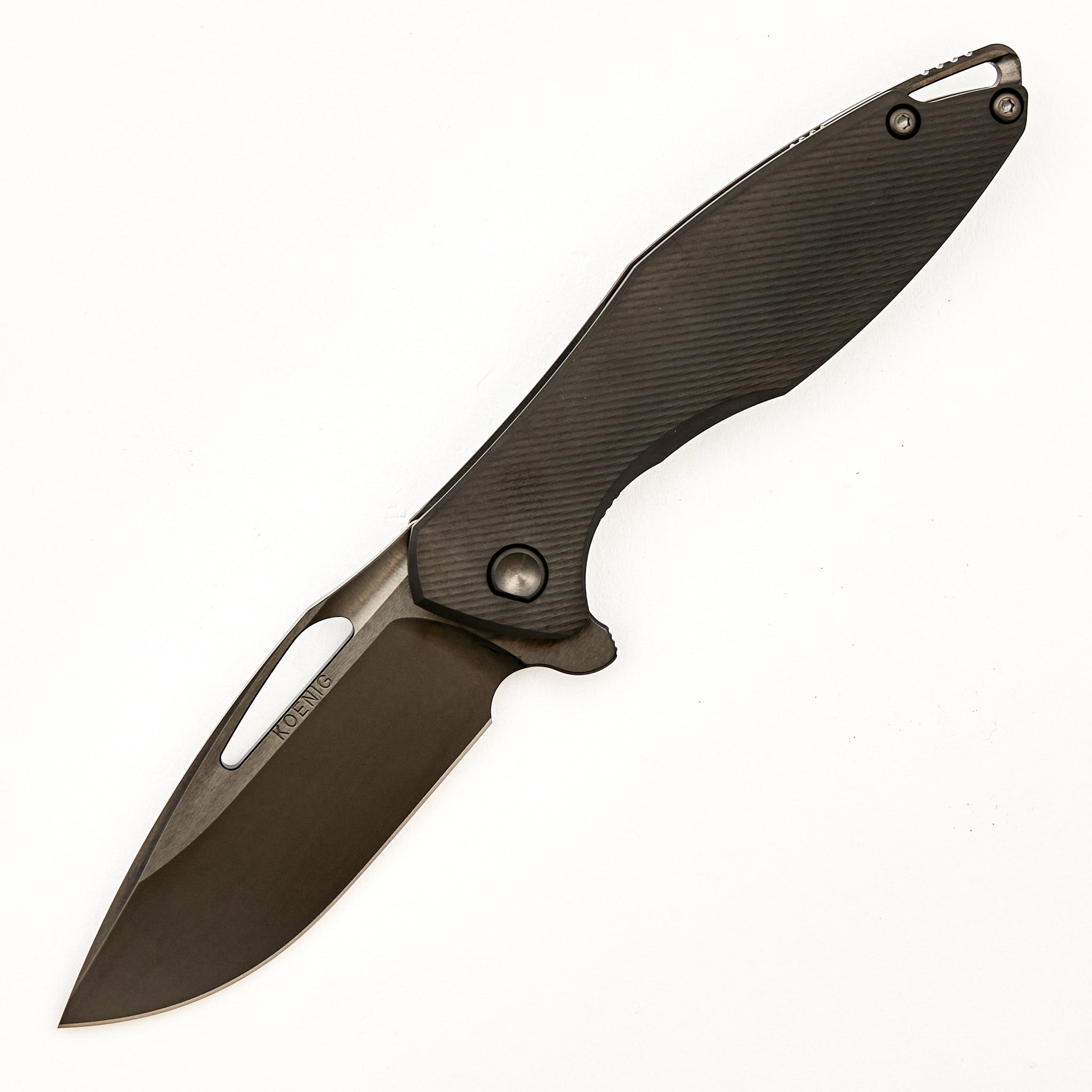 Arius - C-Patterned DLC Titanium Handle - DLC Hardware - DLC Brightwashed W/ Polished Flats M390 Blade