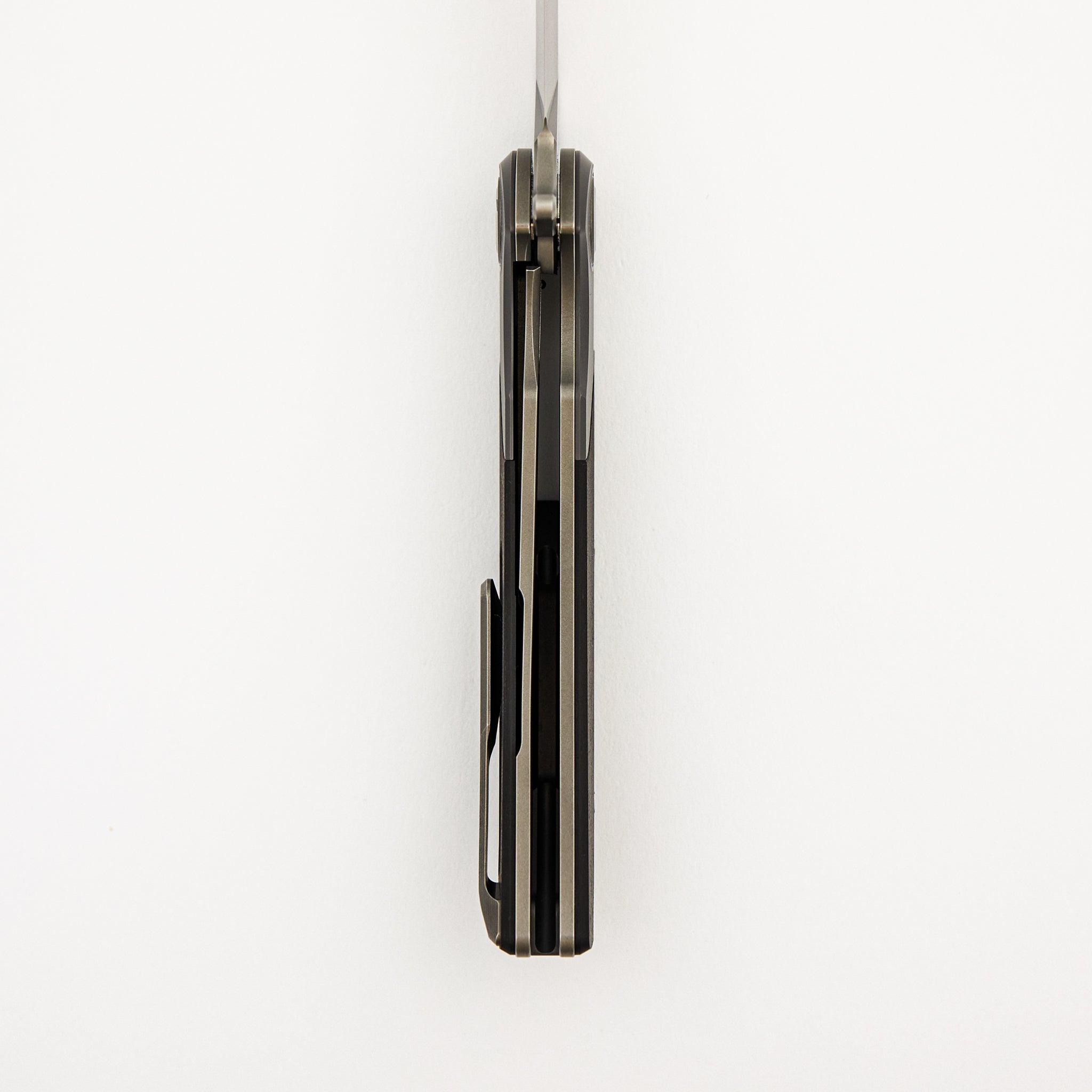 RQ36 – Titanium/Lava & Ash CarboTi Handle – S110V Blade – SRRBS (RJ Martin Design)
