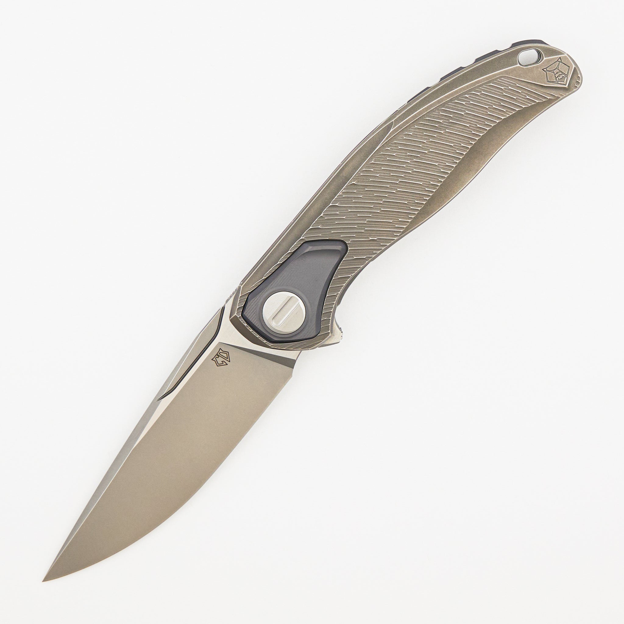 Invictus-C Titanium
