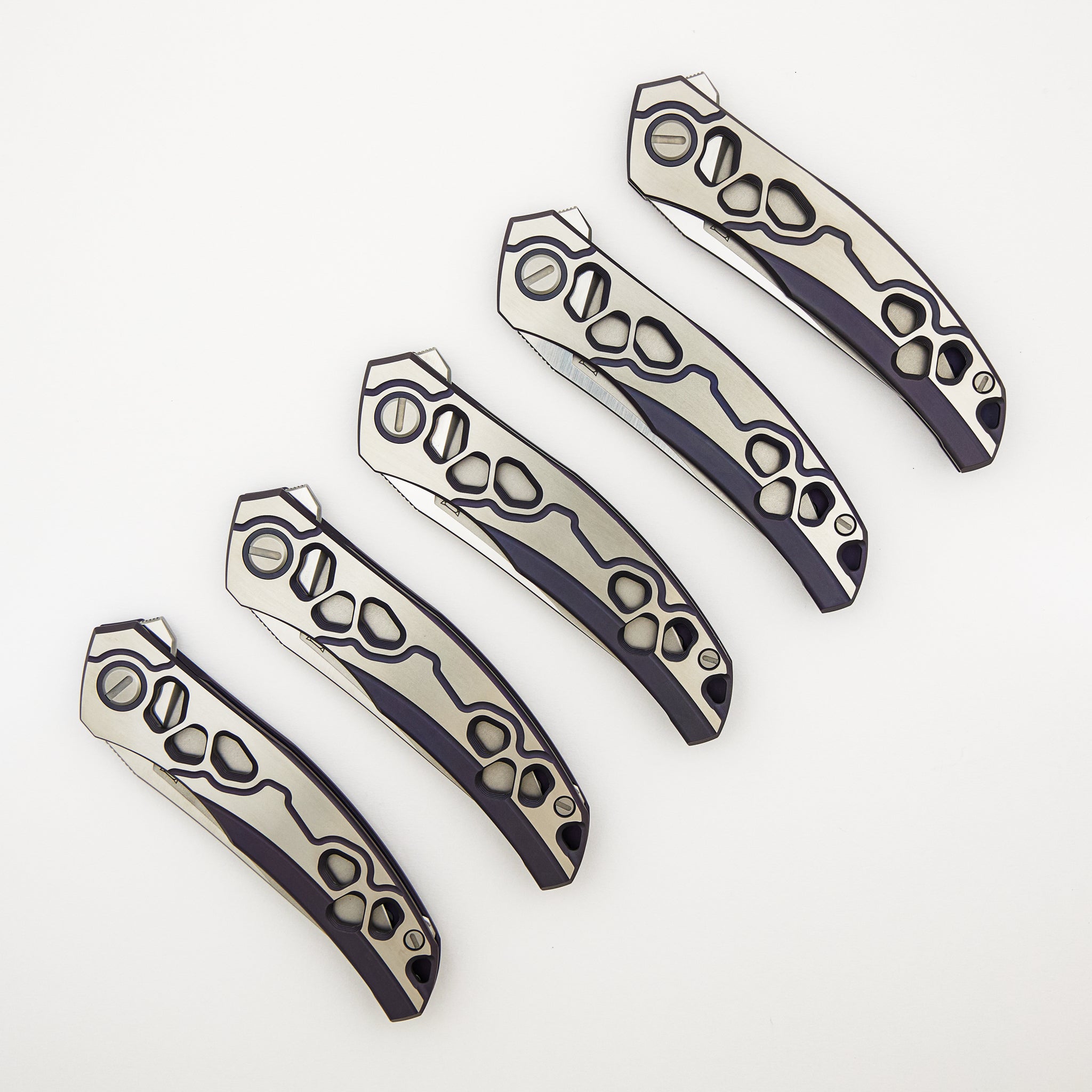 Alexey Konygin Collaboration Quantum “Cybonic Plague” – Cromax PM Blade - Satin/Purple – MRBS