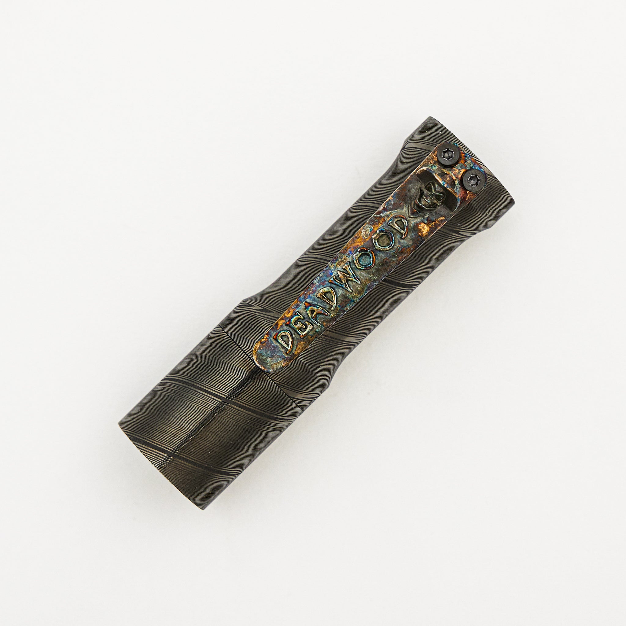 Cptn Axel Huckleberry Flashlight – Tight Twist Damasteel/Black Nickel Plated