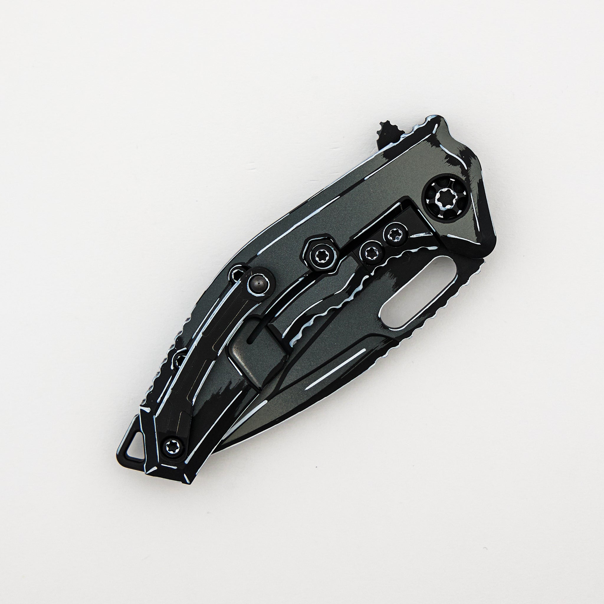 Medusa Manual - Tanto - Gray - CEL Shading