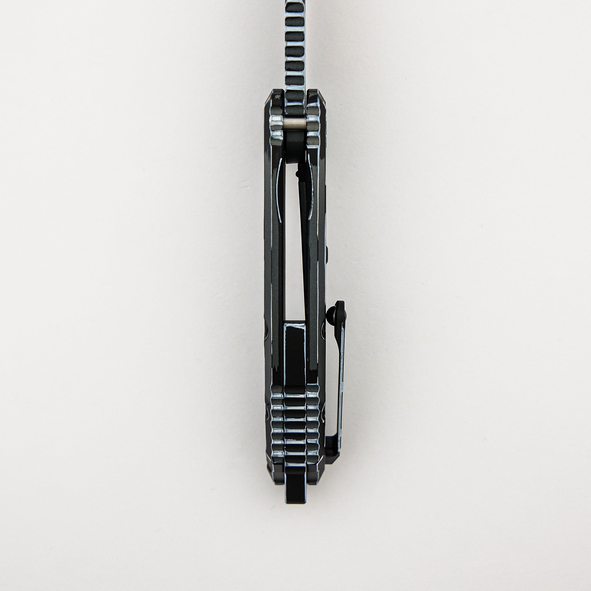 Medusa Manual - Tanto - Gray - CEL Shading