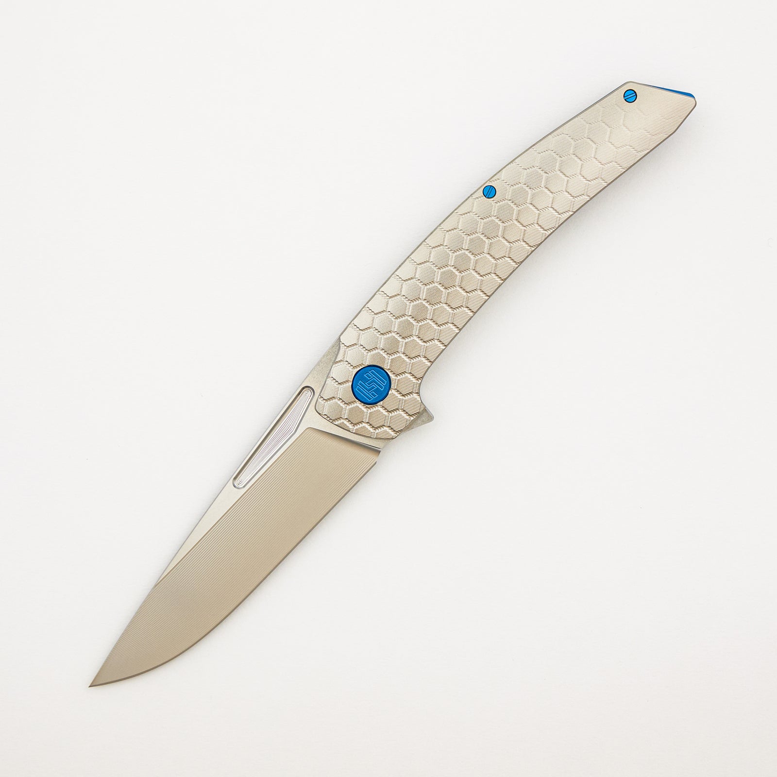 Model T Gen. 2 - Titanium Handle W/ Fade Honeycomb Milling - RWL-34 Blade - Blue Accents