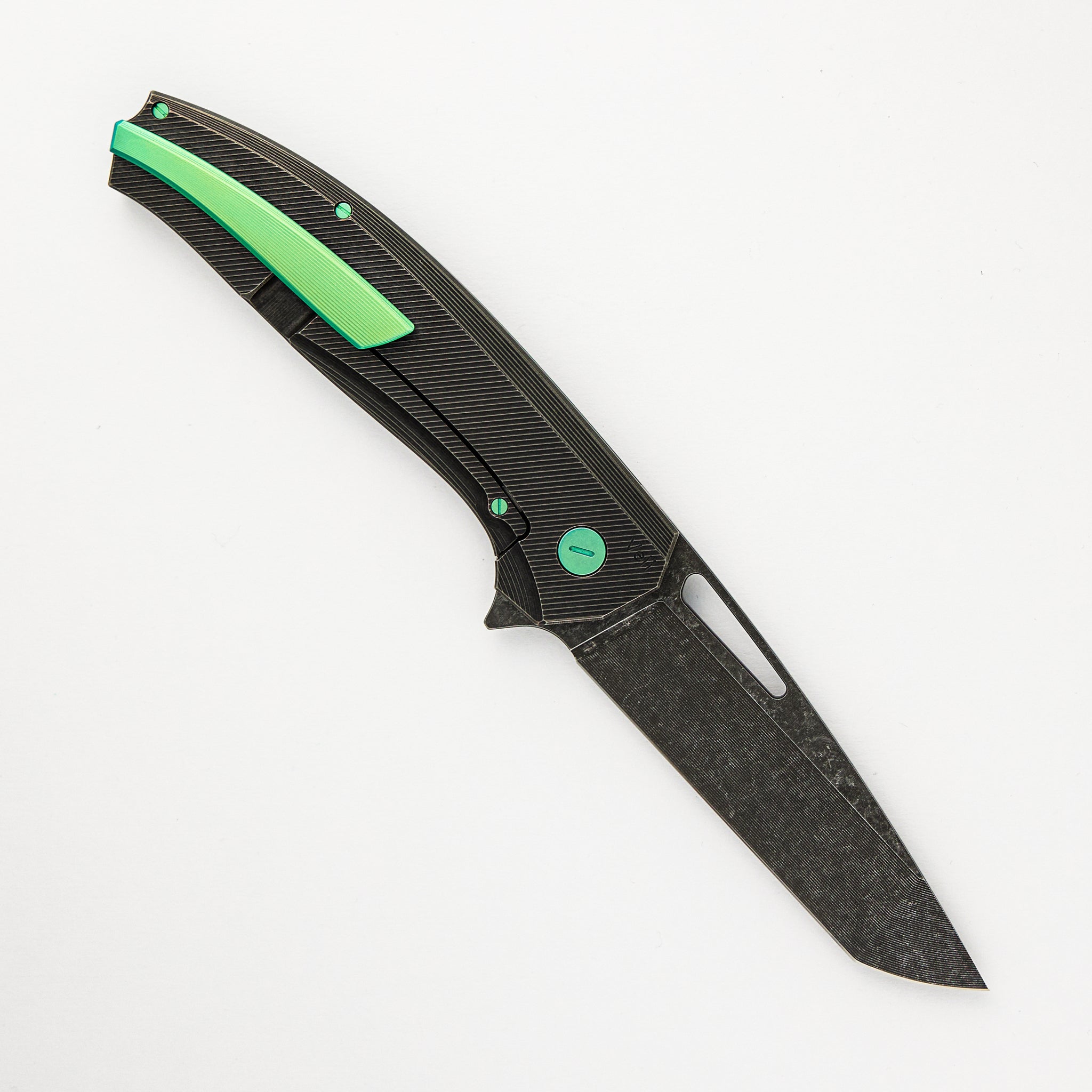 Hog House Knives Veli – Dark Stonewashed Textured Titanium Handle – RWL-34 Blade – Green Titanium Hardware