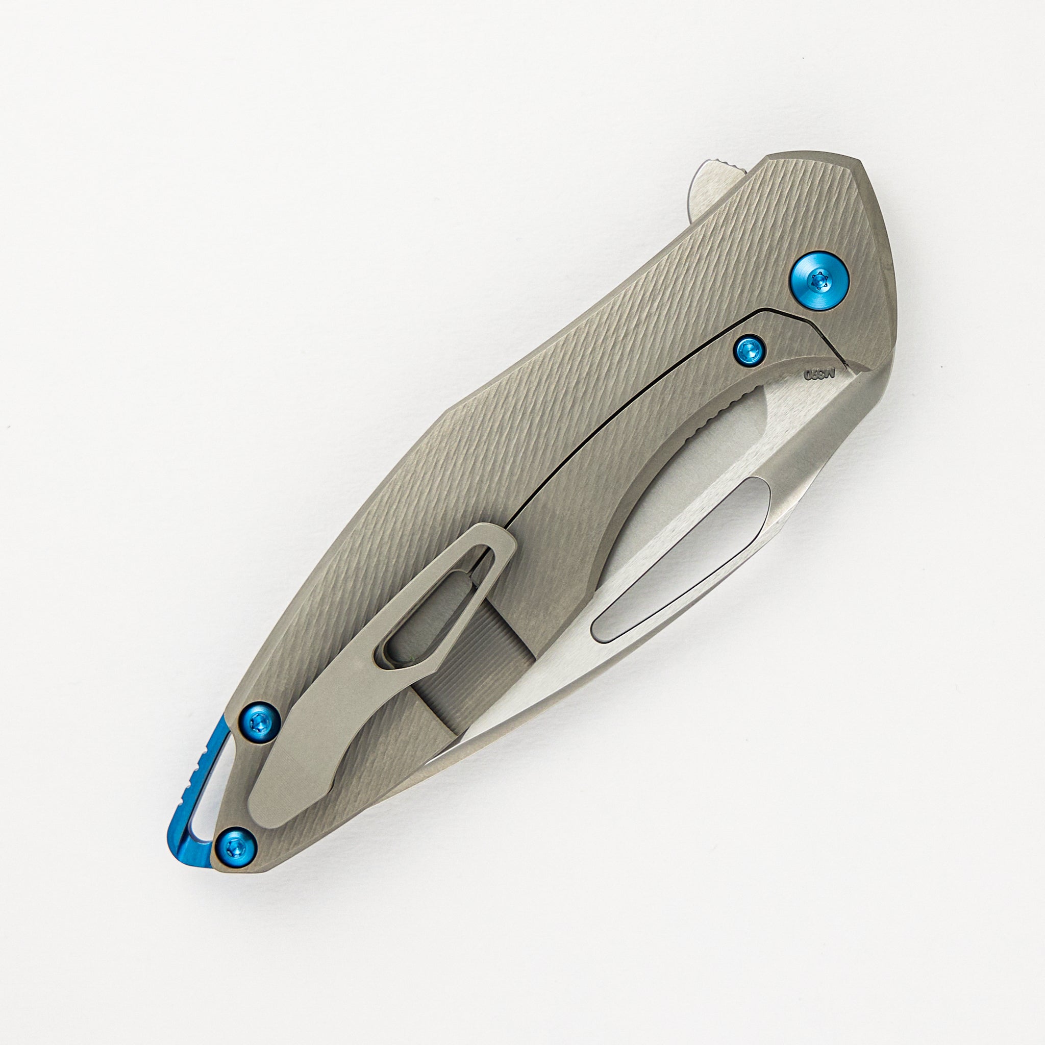 Koenig Knives Arius - Corda Titanium Handle - Blue Hardware - Burnished W/ Polished Flats M390 Blade