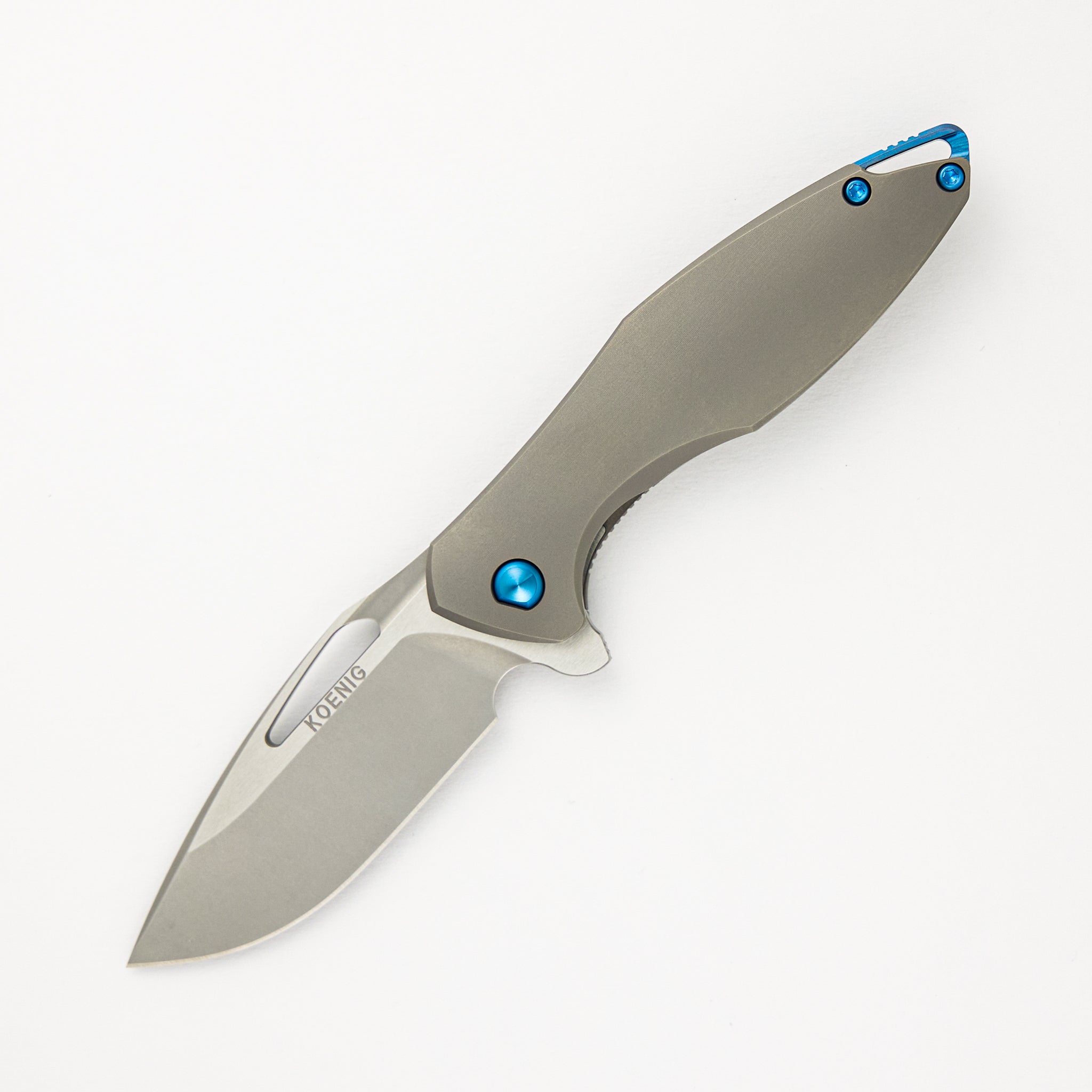 Mini Arius - Smooth Titanium Handle - Blue Hardware -  Burnished W/ Polished Flats M390 Blade