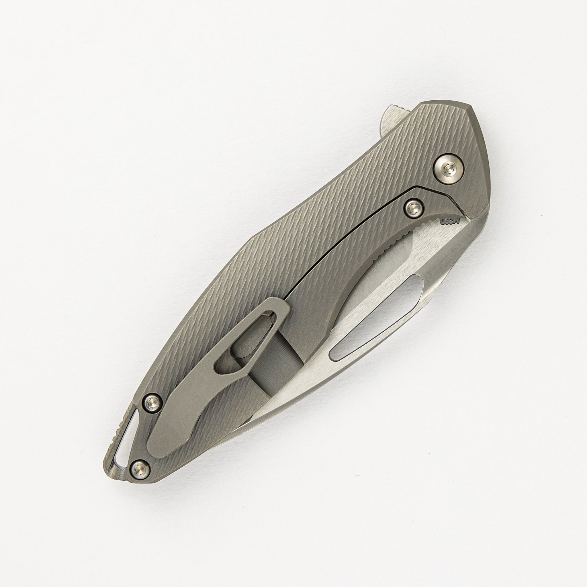 Koenig Mini Arius - Corda Titanium Handle - Silver Hardware -  Burnished W/ Polished Flats M390 Blade